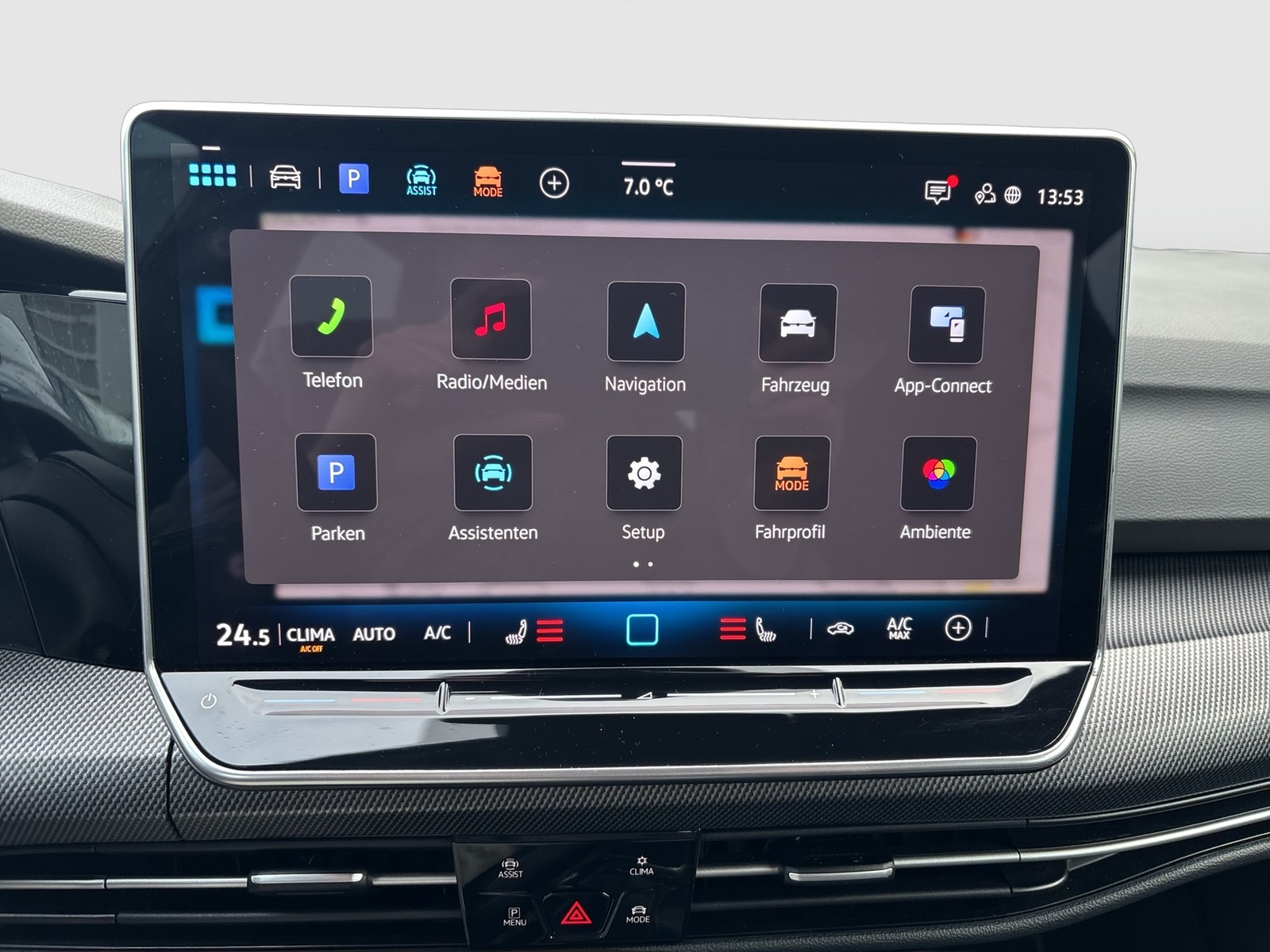 Volkswagen Golf VIII 1.5 R-LINE FACELIFT 360°CAM ACC LM17