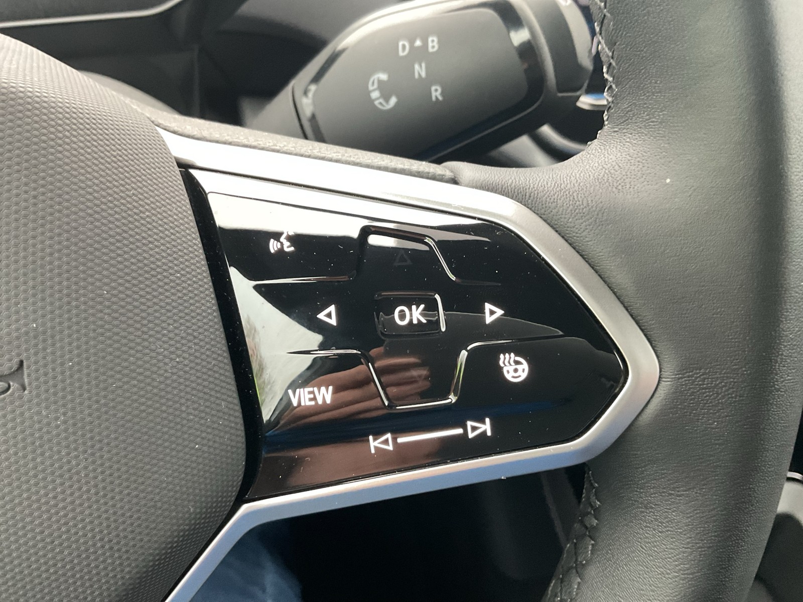 Volkswagen ID.5 PRO WÄRMEPUMPE ACC LM19 NAVI CARPLAY SITZHZ