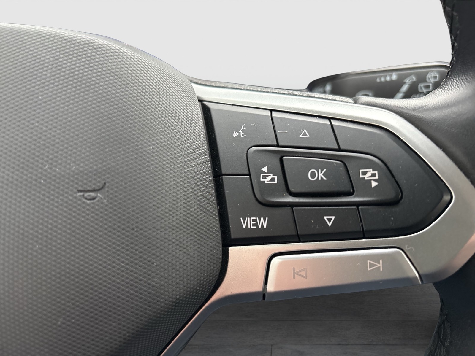 Volkswagen T-Roc 1.0 MOVE KAMERA ACC ALU17 NAVI SITZHEIZ