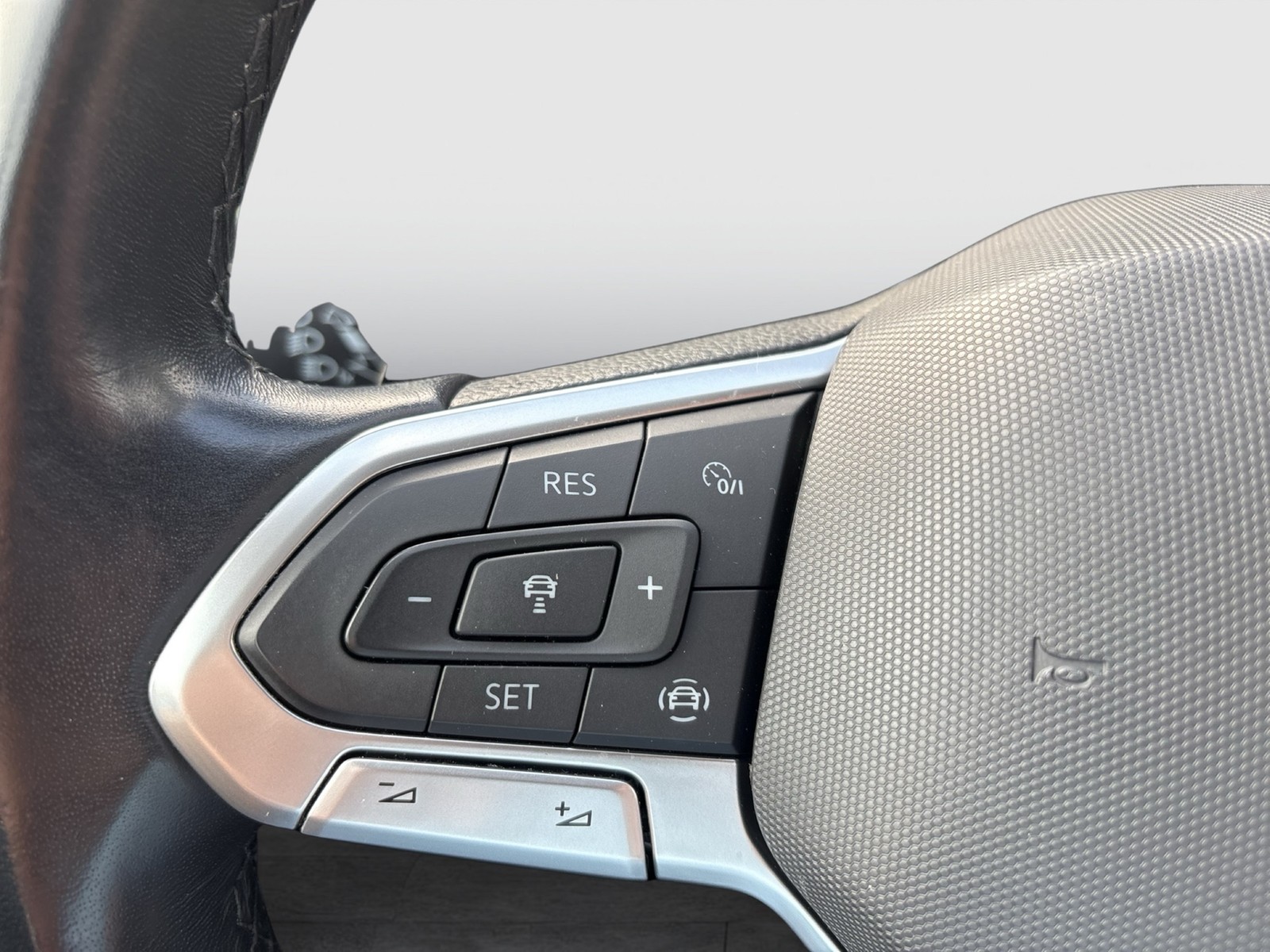 Volkswagen Tiguan Allspace 1.5 LIFE ACC LM18 E-KLAPPE NAVI