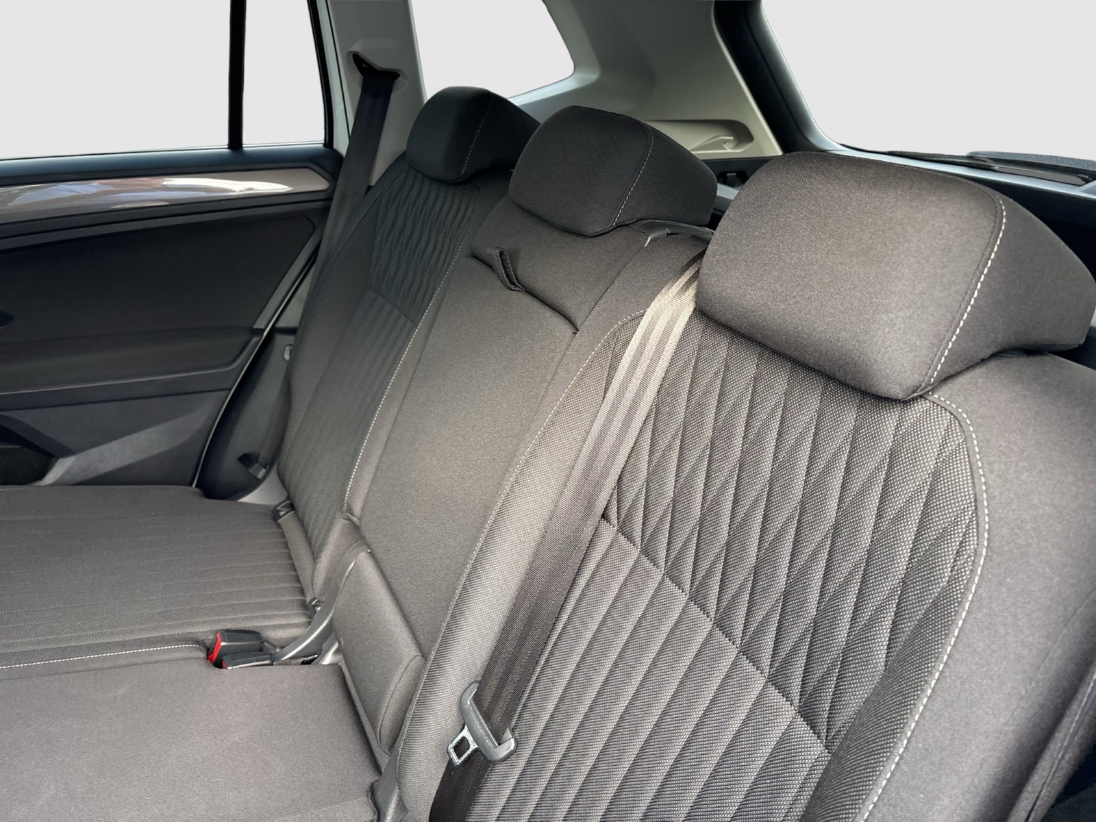 Volkswagen Tiguan Allspace 1.5 LIFE ACC LM18 E-KLAPPE NAVI