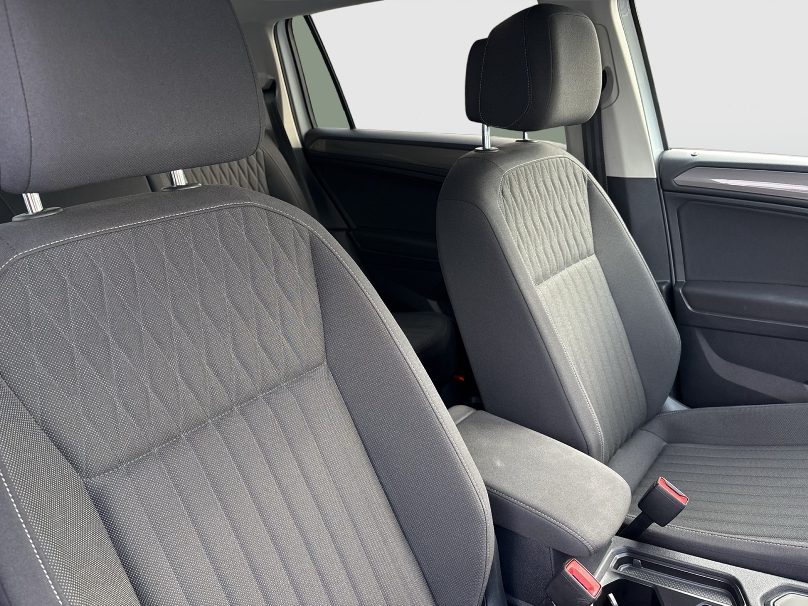 Volkswagen Tiguan Allspace 1.5 LIFE ACC LM18 E-KLAPPE NAVI