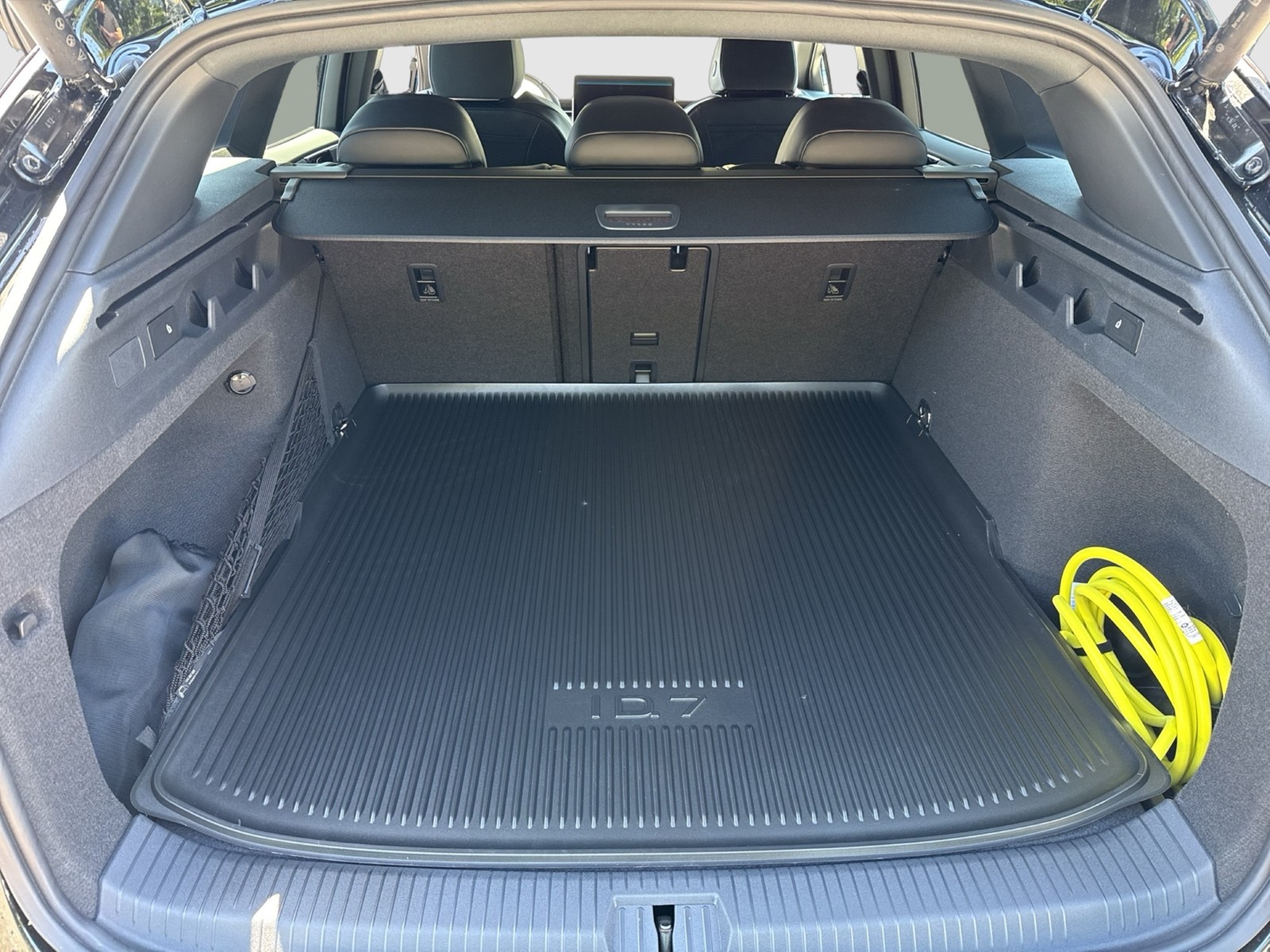 Volkswagen ID.7 Tourer PRO S BLACK STYLE 360°CAM ACC LM20