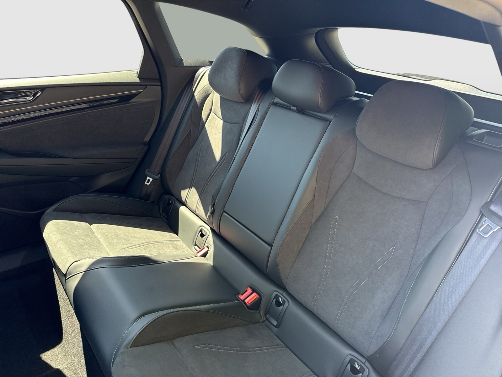 Volkswagen ID.7 Tourer PRO S BLACK STYLE 360°CAM ACC LM20