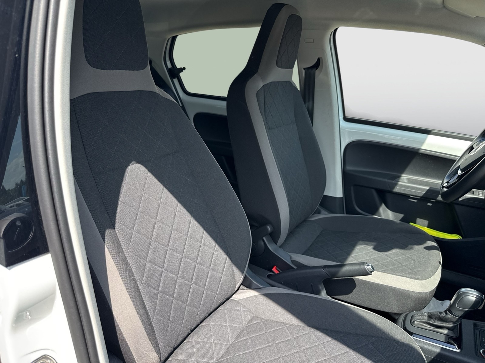 Volkswagen e-up! EDITION 4TÜREN CAM ALU SITZHEIZ. EINPARKH.