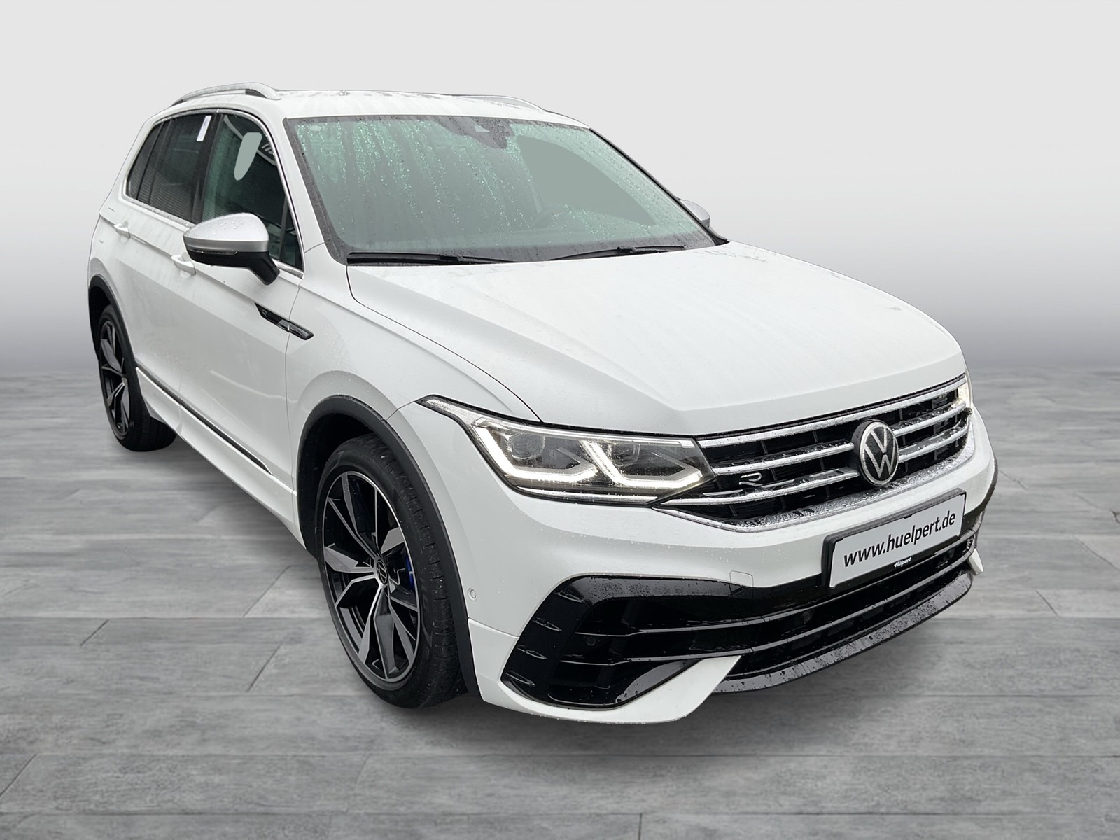 Volkswagen Tiguan 2.0 R 4X4 CAM ACC LM20 E-KLAPPE NAVI