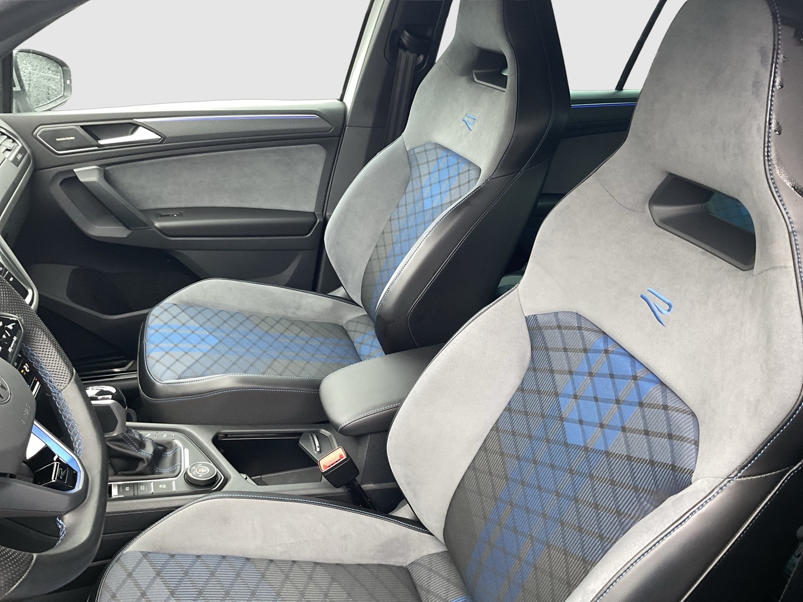 Volkswagen Tiguan 2.0 R 4X4 CAM ACC LM20 E-KLAPPE NAVI