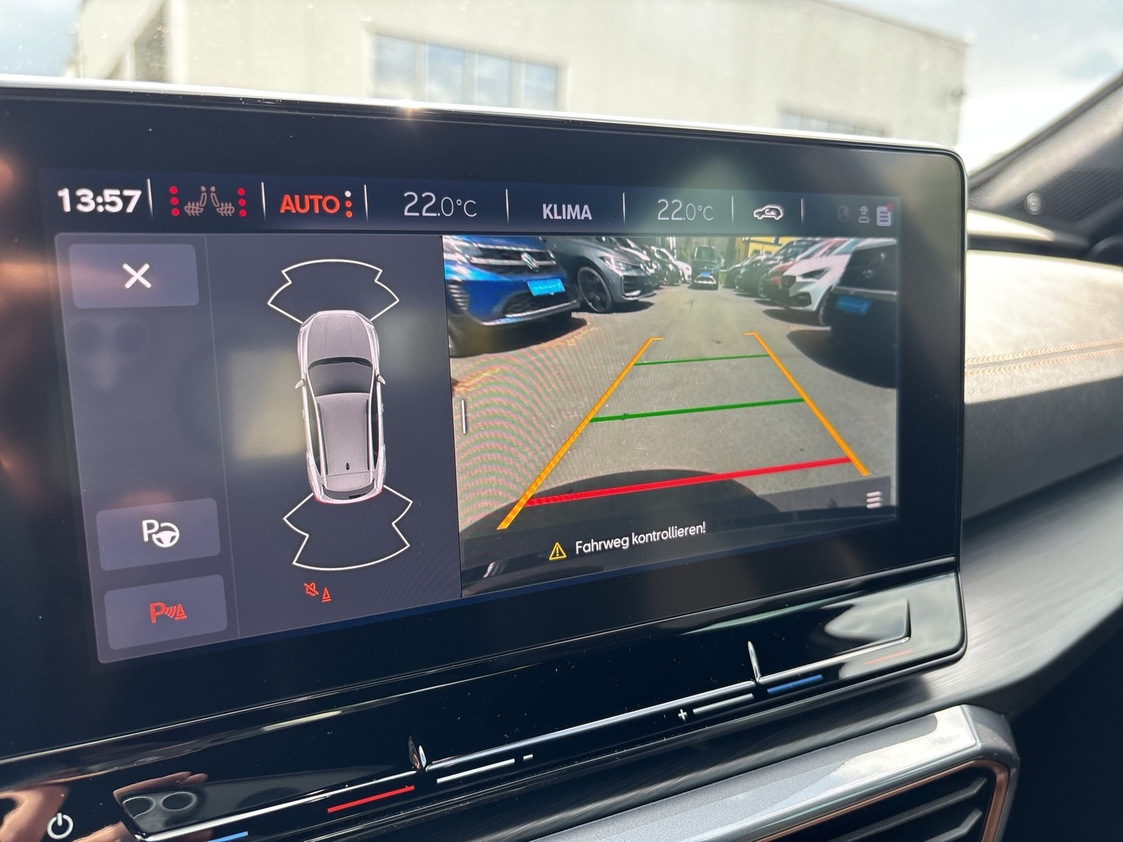 Cupra Formentor 1.4 HYBRID BEATS CAM ACC LM18 NAVI