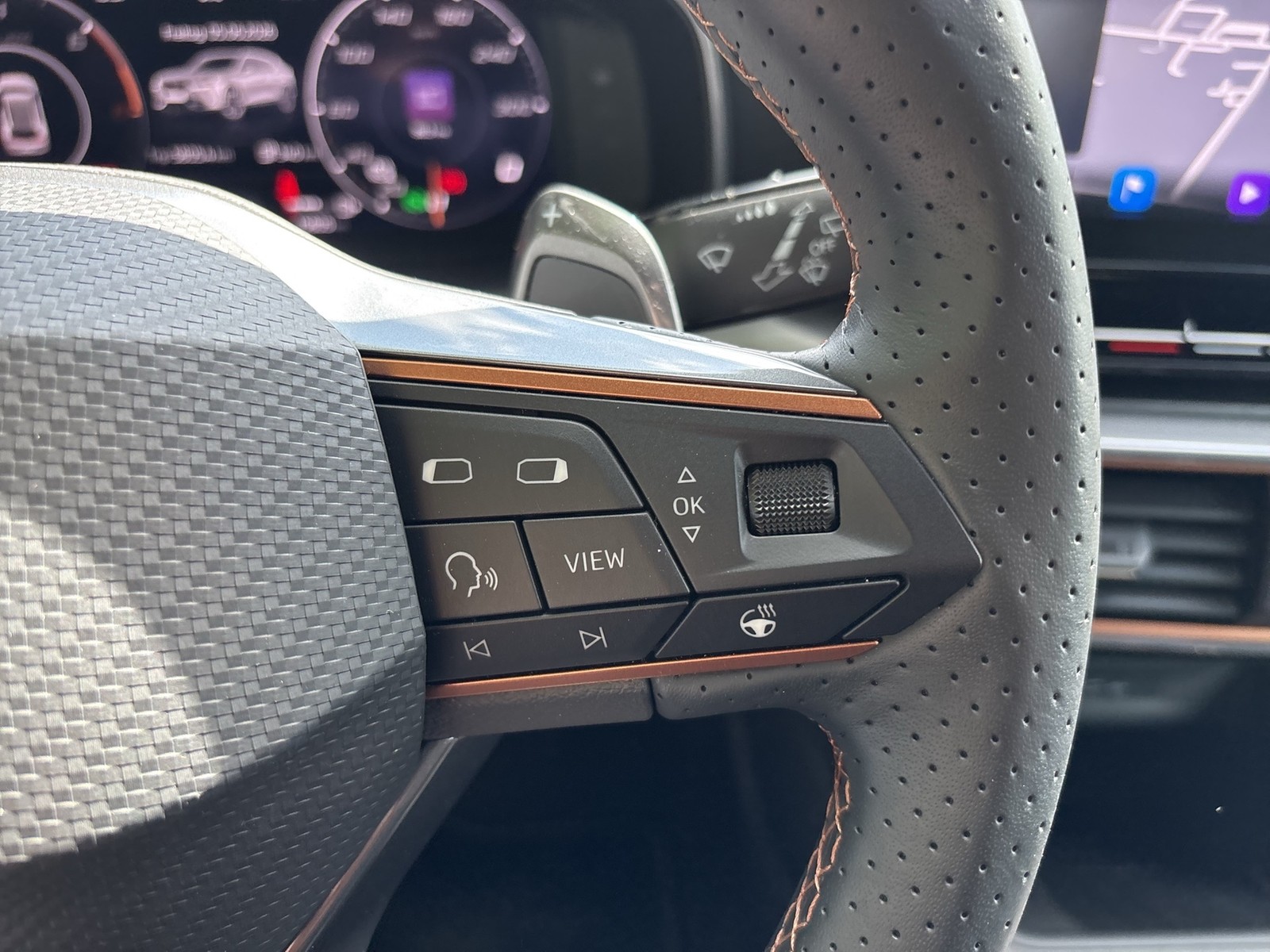 Cupra Formentor 1.4 HYBRID BEATS CAM ACC LM18 NAVI