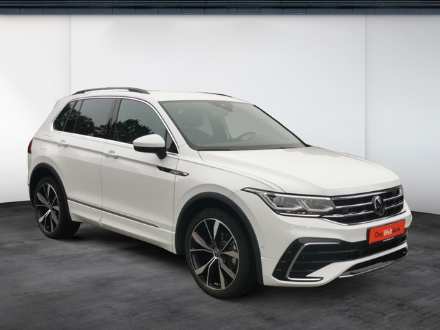 Volkswagen Tiguan 1.5 R-LINE KAMERA AHK ALU20 MATRIX NAVI