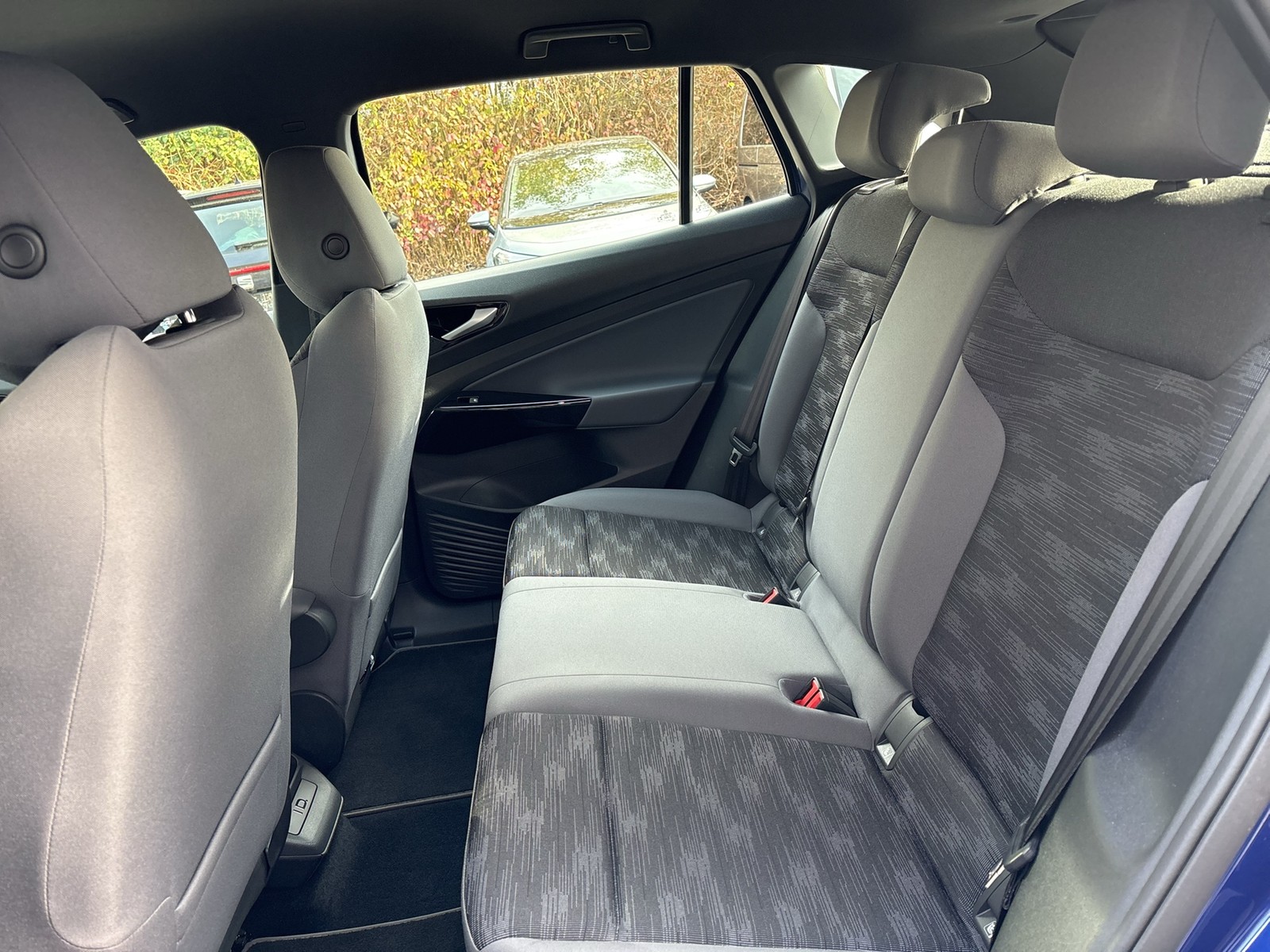 Volkswagen ID.4 PURE 360°CAM ACC LM18 NAVI SITZHEIZUNG