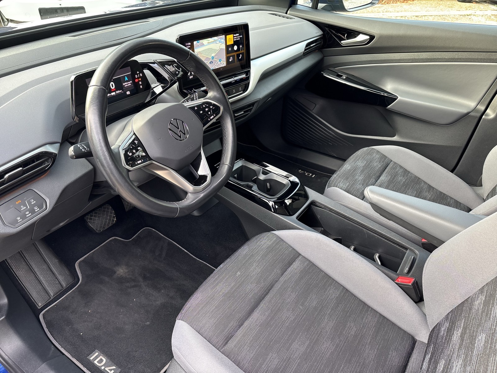 Volkswagen ID.4 PURE 360°CAM ACC LM18 NAVI SITZHEIZUNG