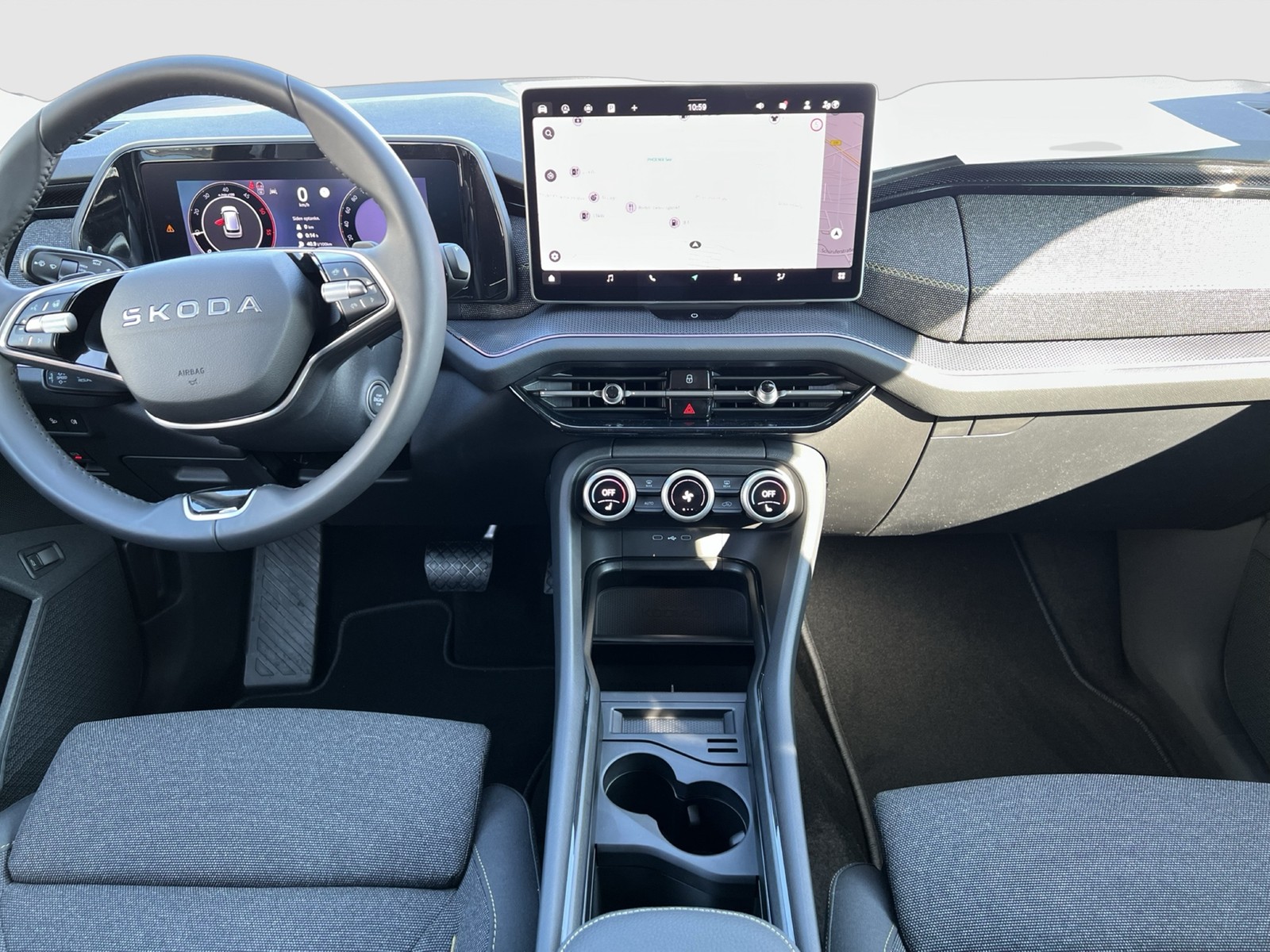 Skoda Kodiaq 2.0 SELECTION 4X4 7SITZE AHK CAM ACC LM19