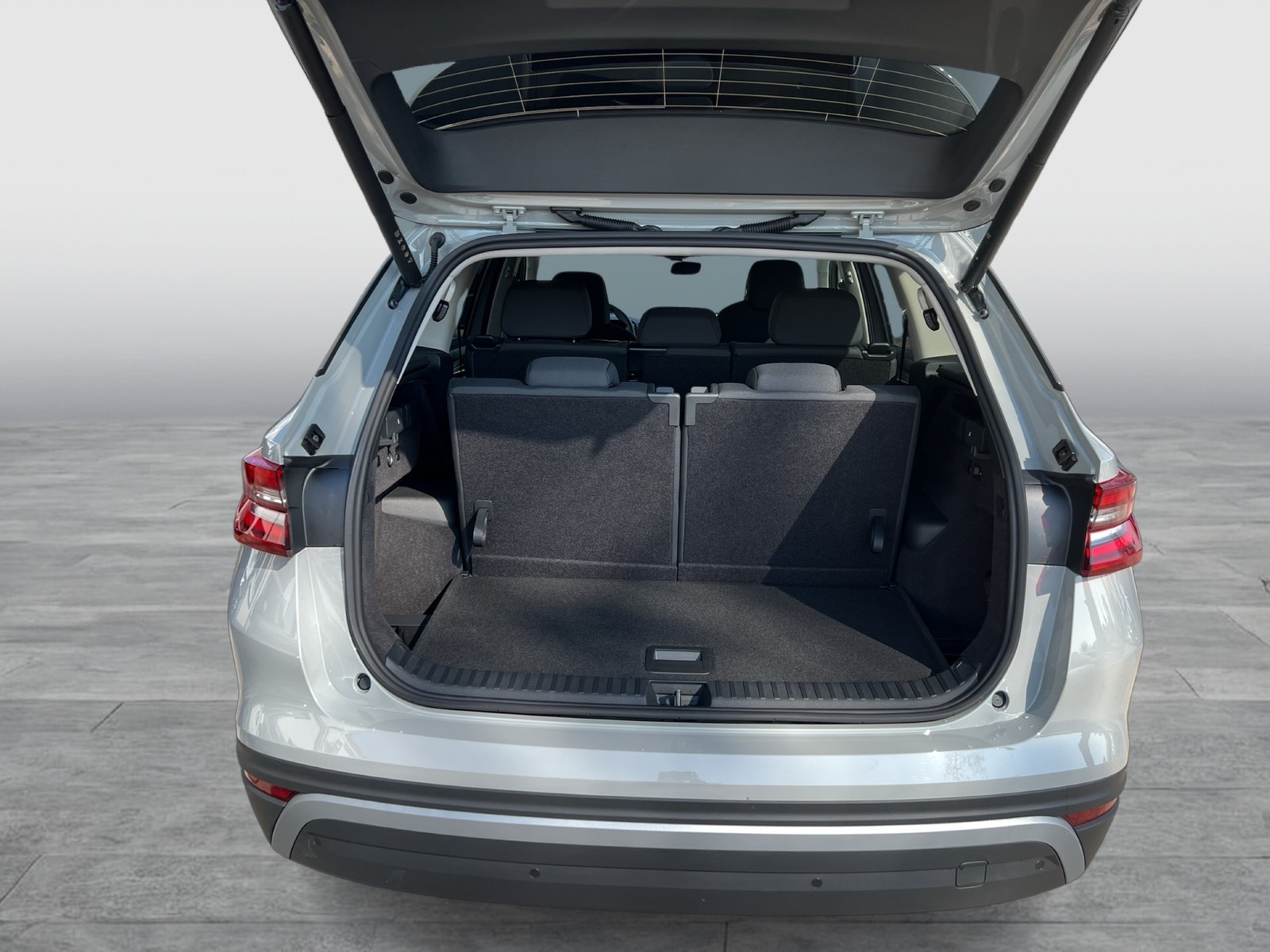 Skoda Kodiaq 2.0 SELECTION 4X4 7SITZE AHK CAM ACC LM19