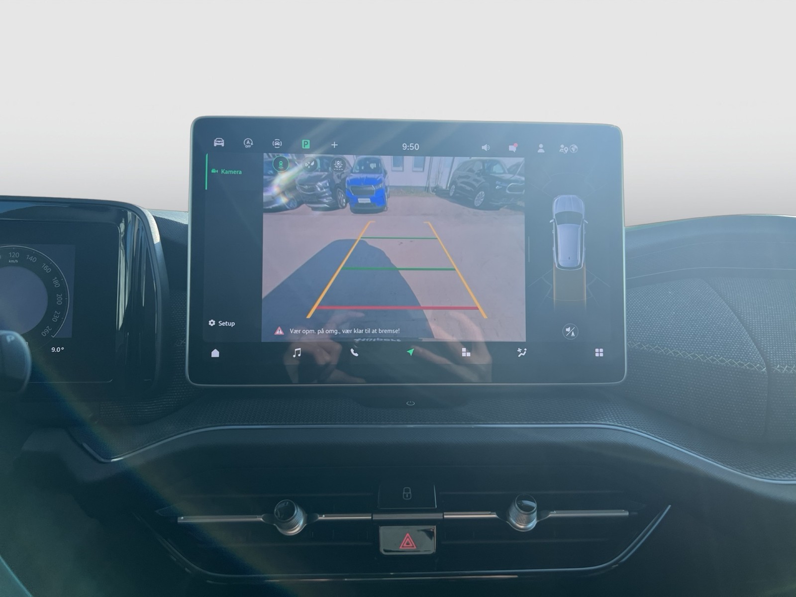 Skoda Kodiaq 2.0 SELECTION 4X4 7SITZE AHK CAM ACC LM19