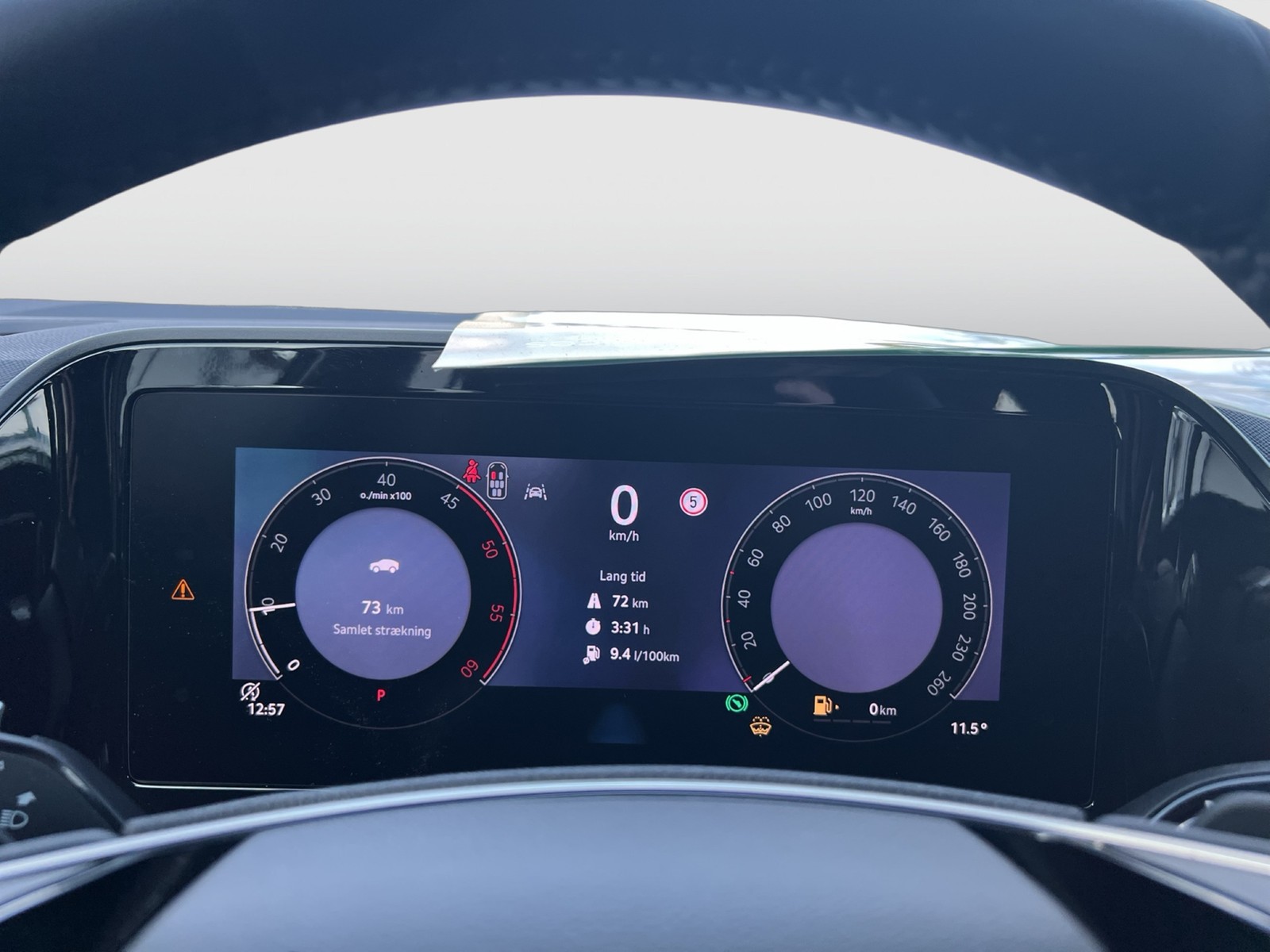 Skoda Kodiaq 2.0 SELECTION 4X4 7SITZE AHK CAM ACC LM19