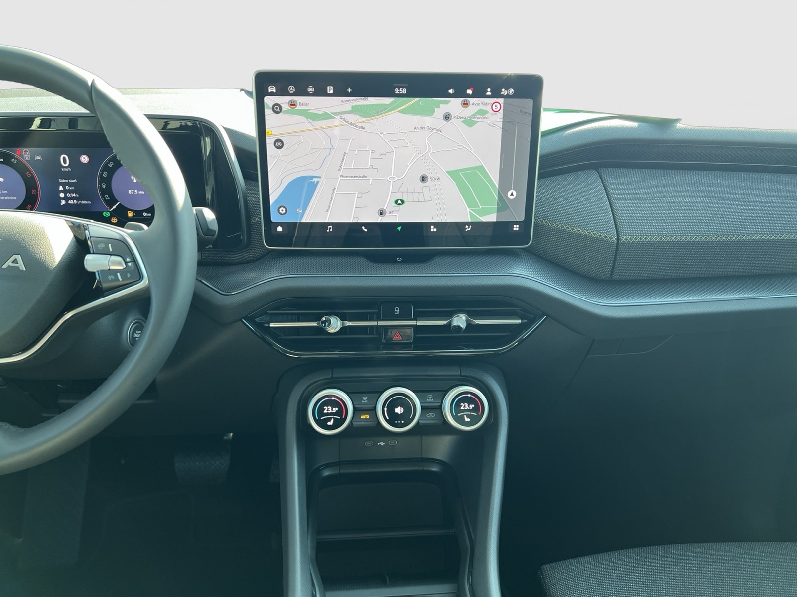 Skoda Kodiaq 2.0 SELECTION 4X4 7SITZE AHK CAM ACC LM19