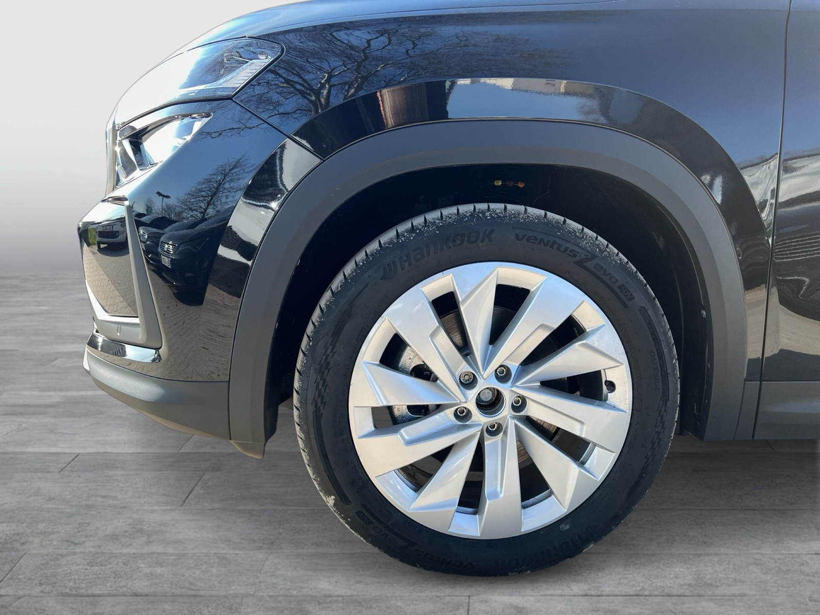 Skoda Kodiaq 2.0 SELECTION 4X4 7SITZE AHK CAM ACC LM19