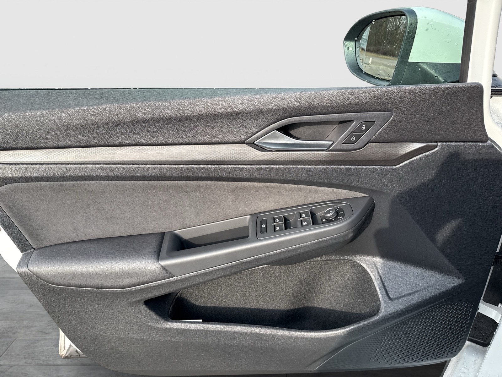 Volkswagen Golf VIII 2.0 GTI ACC ALU18 CARPLAY SITZHEIZUNG