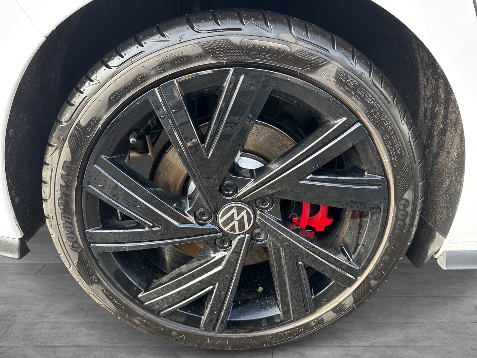 Volkswagen Golf VIII 2.0 GTI ACC ALU18 CARPLAY SITZHEIZUNG