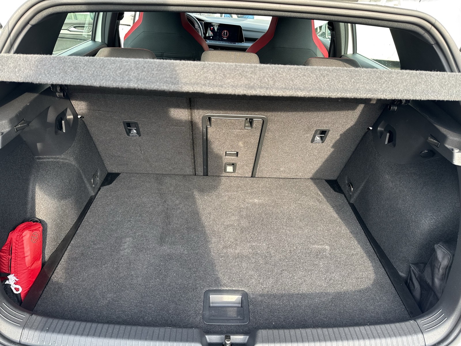 Volkswagen Golf VIII 2.0 GTI ACC ALU18 CARPLAY SITZHEIZUNG