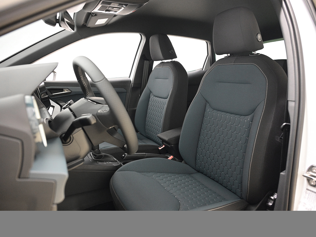 Seat Arona 1.0 STYLE DSG AHK CAM NAVI LED LM18