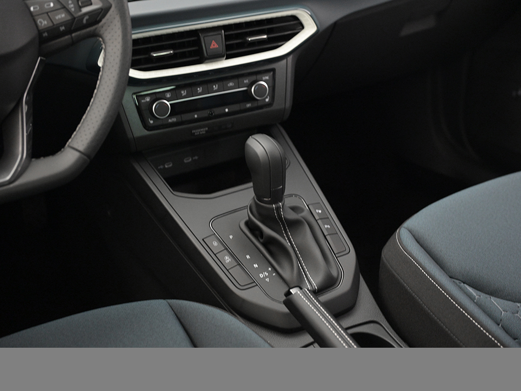 Seat Arona 1.0 STYLE DSG AHK CAM NAVI LED LM18