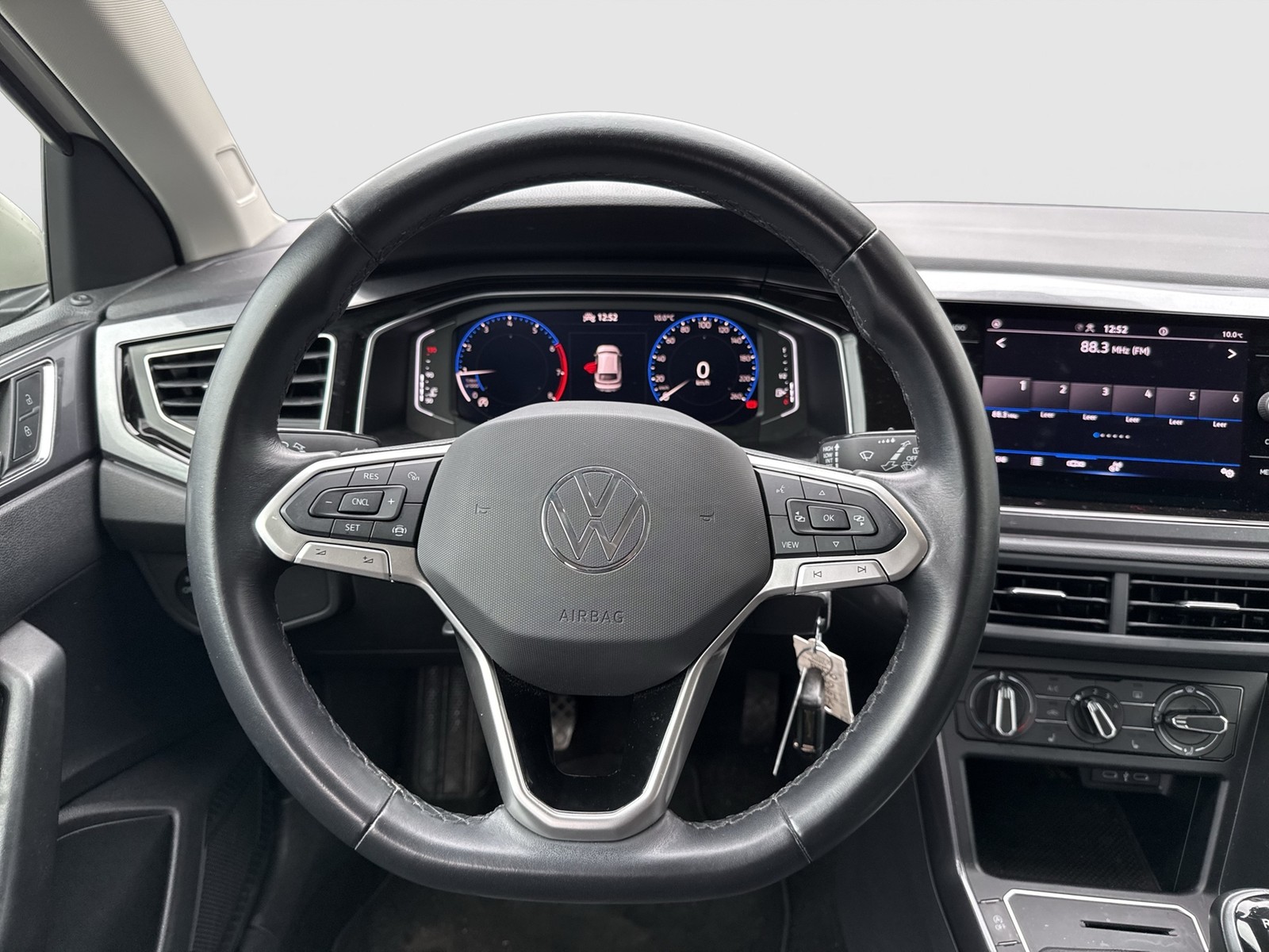 Volkswagen Taigo 1.0 STYLE MATRIXLED CARPLAY LM17 SITZHEIZ.