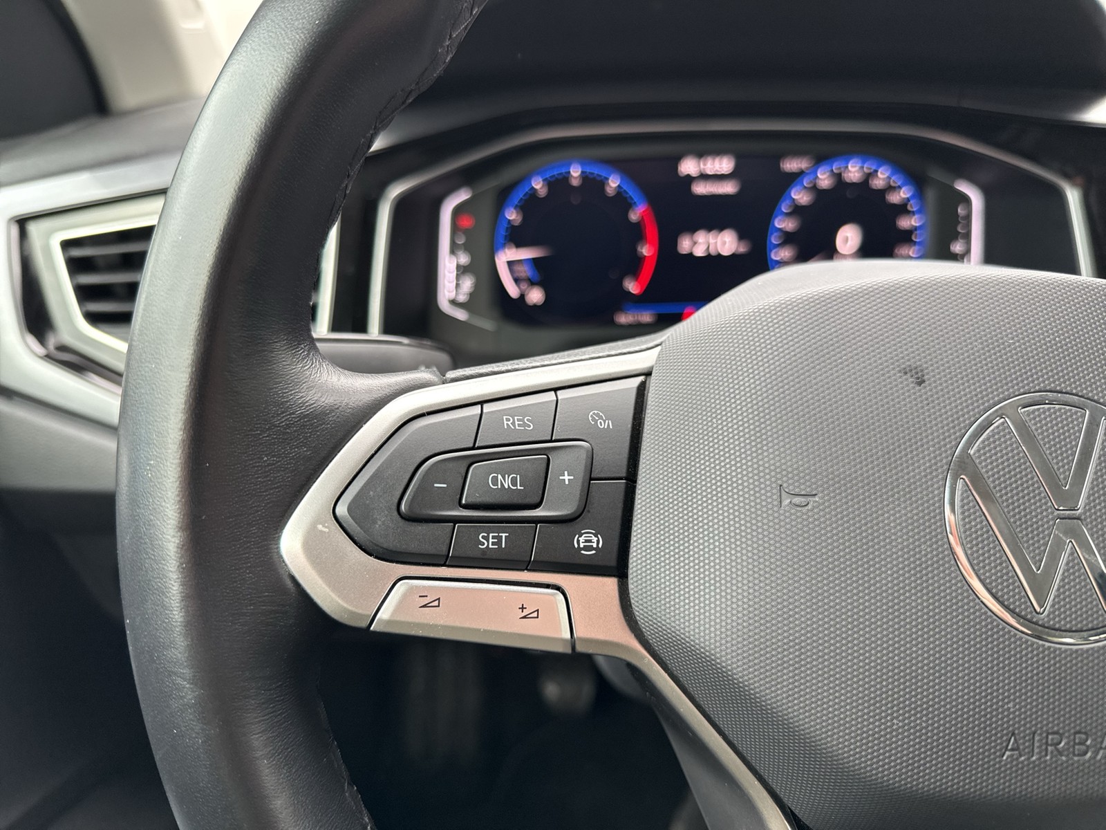 Volkswagen Taigo 1.0 STYLE MATRIXLED CARPLAY LM17 SITZHEIZ.