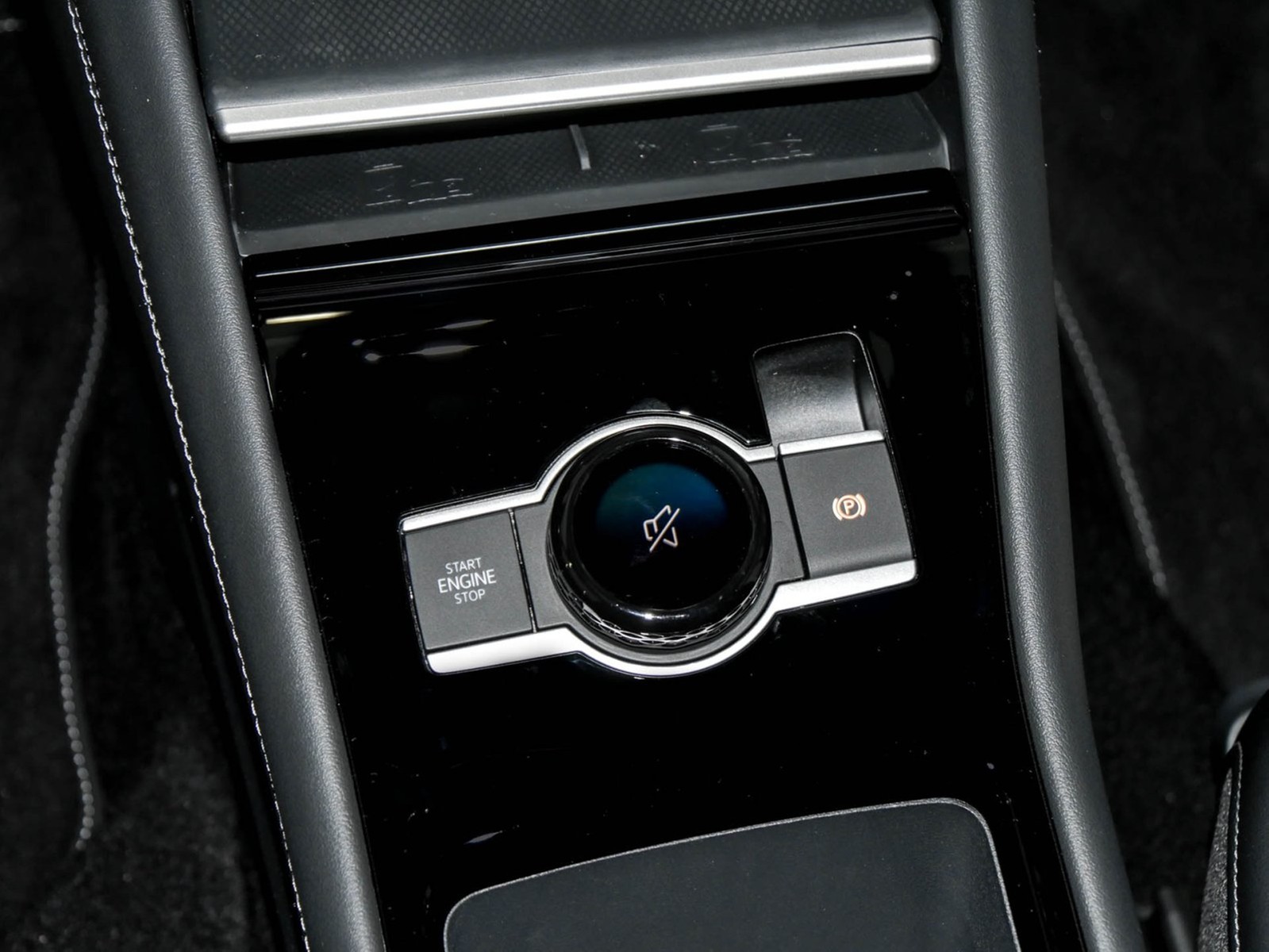 Volkswagen Tiguan 2.0 R-LINE DSG BLACKSTYLE eKLAPPE AHK