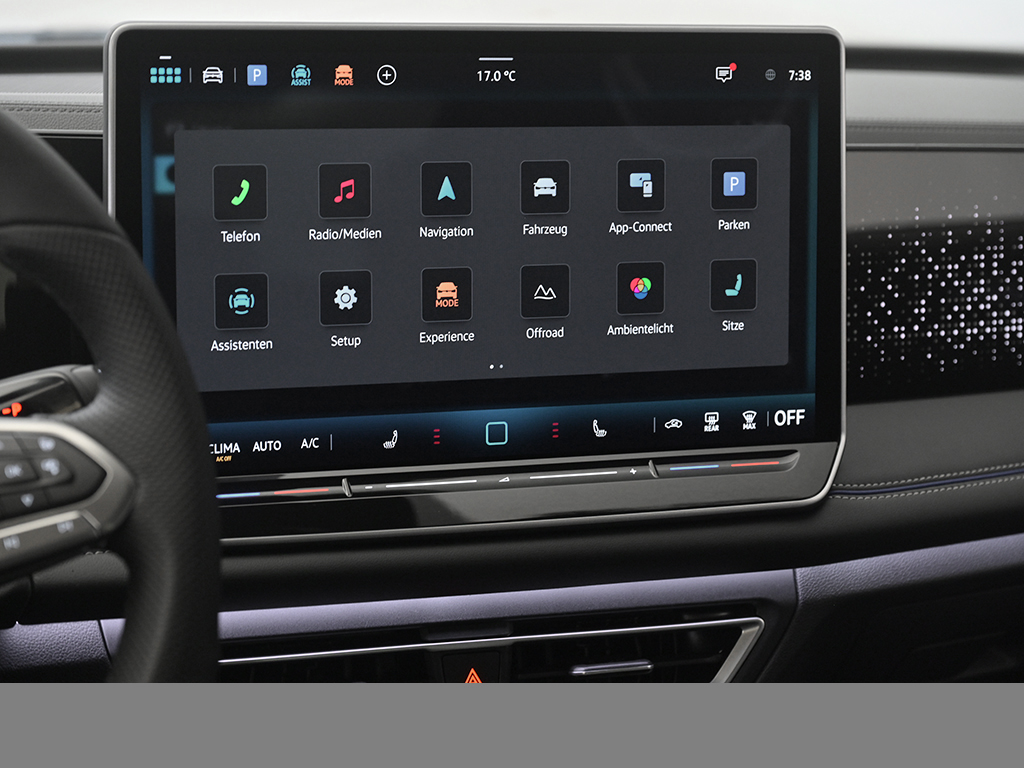 Volkswagen Tiguan 2.0 R-LINE DSG 4X4 BLACKSTYLE eKLAPPE AHK