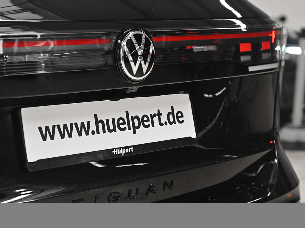 Volkswagen Tiguan 2.0 R-LINE DSG 4X4 BLACKSTYLE eKLAPPE AHK