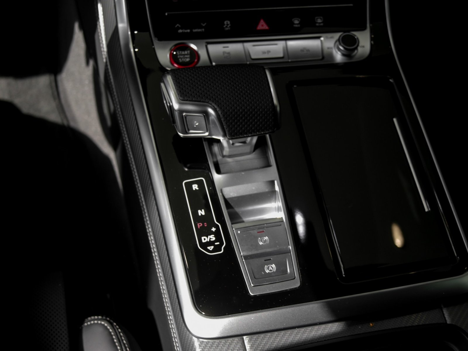 Audi RSQ8 quattro tiptronic AHK PANO MATRIX LED LM23