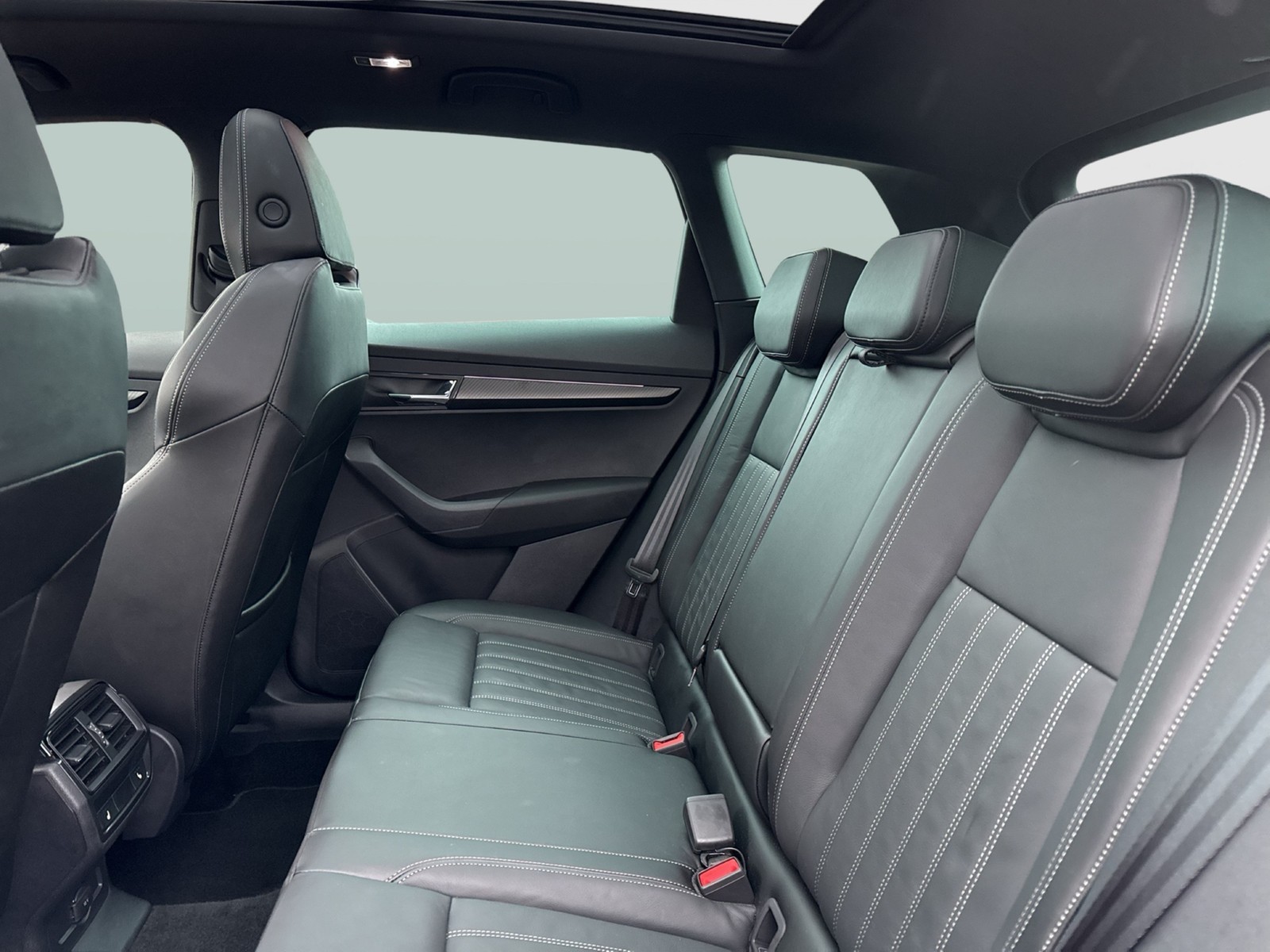 Skoda Karoq 1.5 SPORTLINE PANO CAM ACC MATRIX E-KLAPPE