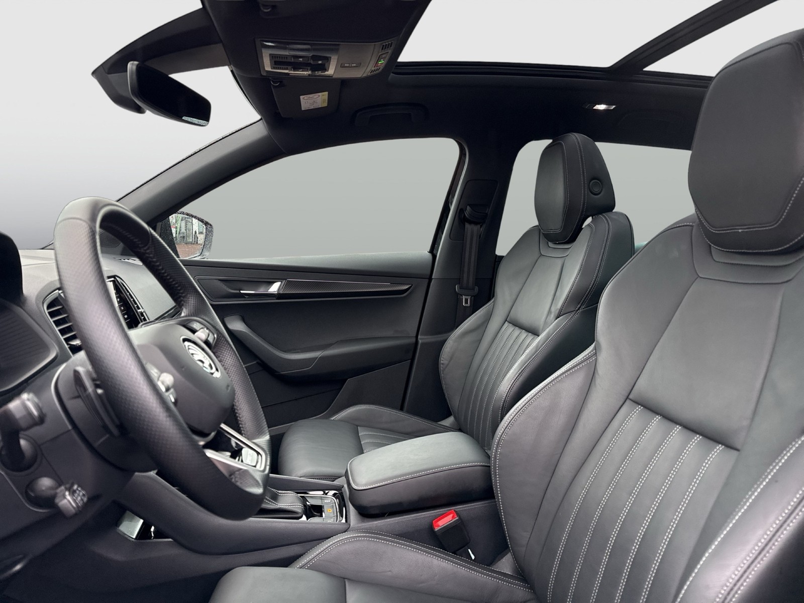 Skoda Karoq 1.5 SPORTLINE PANO CAM ACC MATRIX E-KLAPPE