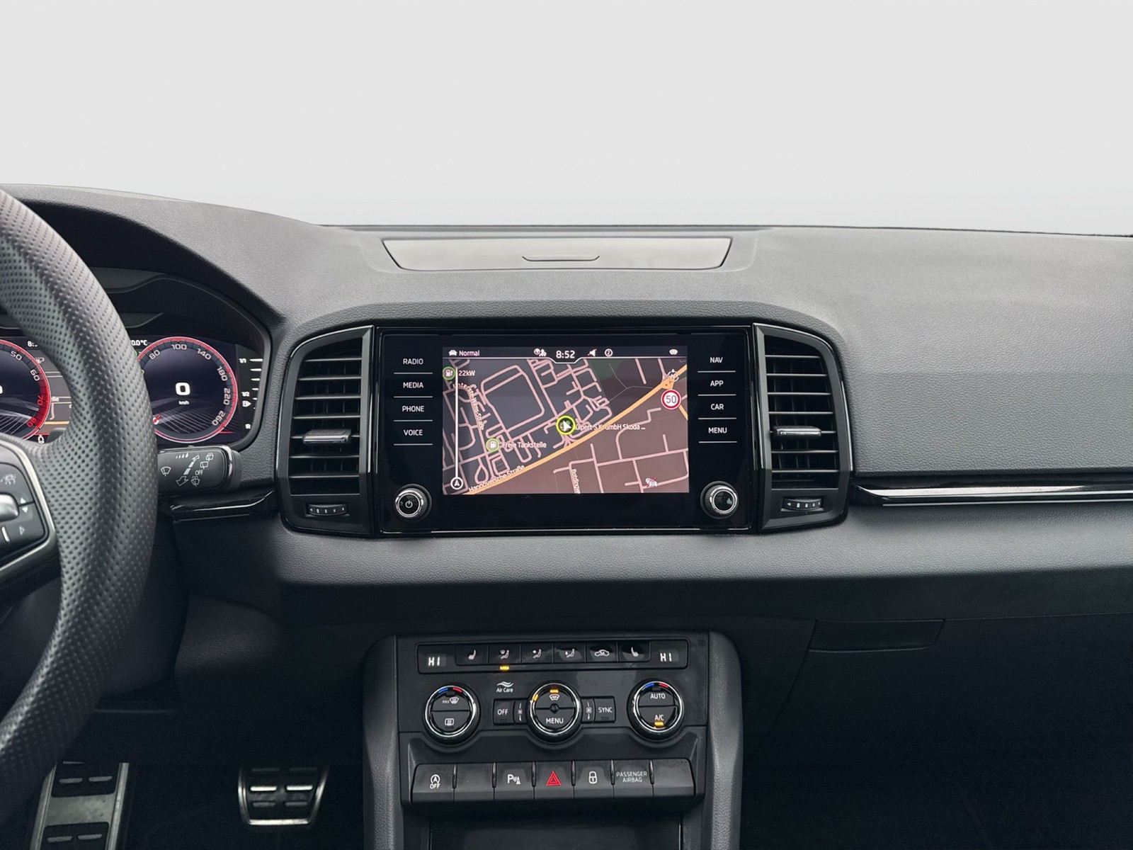 Skoda Karoq 1.5 SPORTLINE PANO CAM ACC MATRIX E-KLAPPE