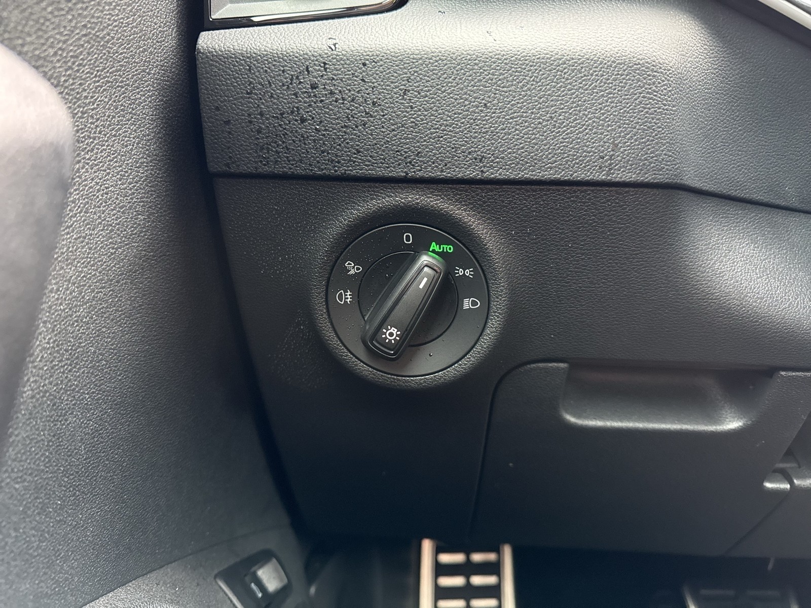 Skoda Karoq 1.5 SPORTLINE PANO CAM ACC MATRIX E-KLAPPE