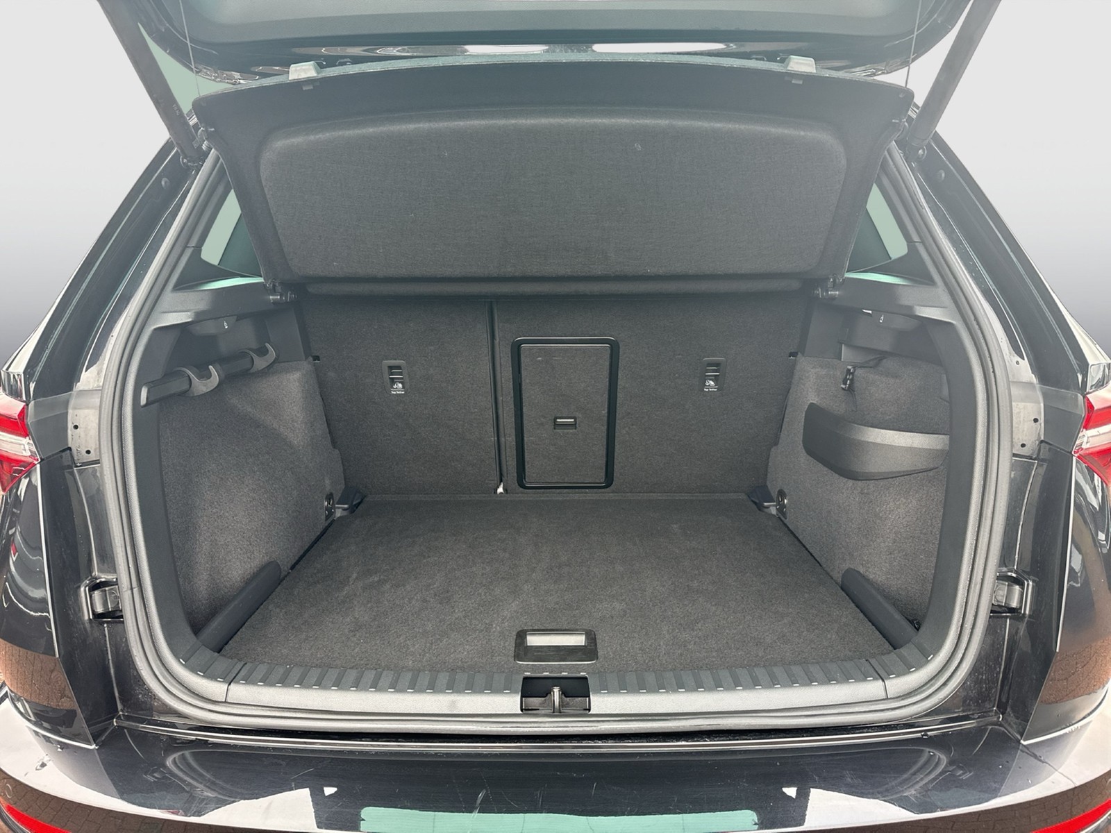 Skoda Karoq 1.5 SPORTLINE PANO CAM ACC MATRIX E-KLAPPE