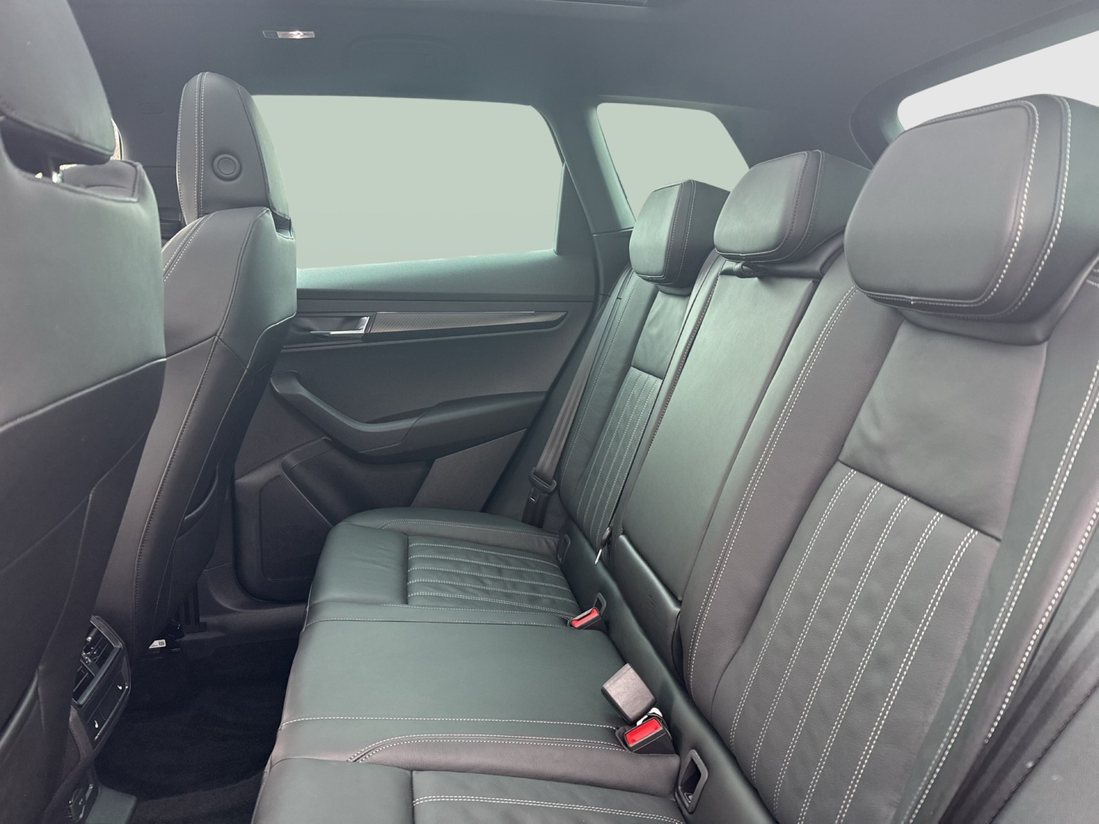 Skoda Karoq 1.5 SPORTLINE PANO CAM ACC MATRIX E-KLAPPE