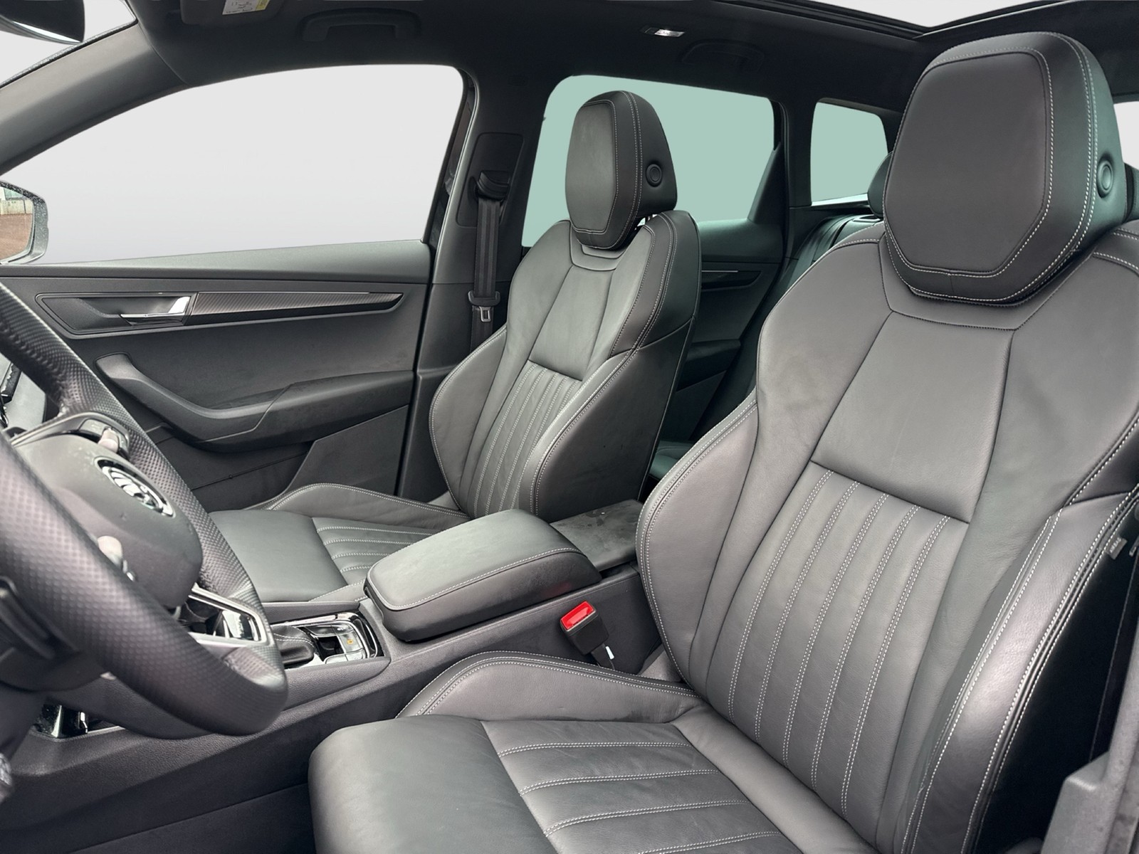 Skoda Karoq 1.5 SPORTLINE PANO CAM ACC MATRIX E-KLAPPE