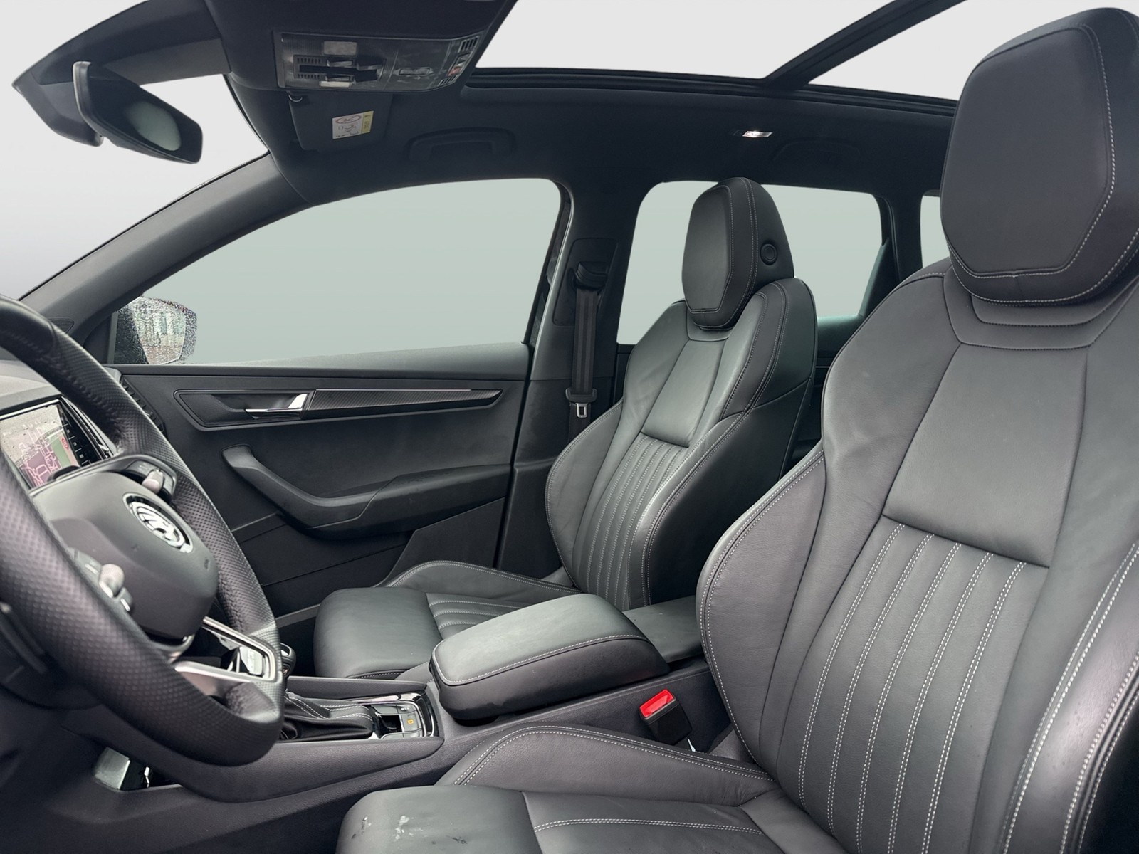 Skoda Karoq 1.5 SPORTLINE PANO CAM ACC MATRIX E-KLAPPE