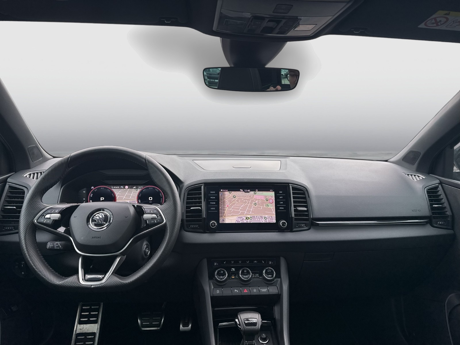 Skoda Karoq 1.5 SPORTLINE PANO CAM ACC MATRIX E-KLAPPE