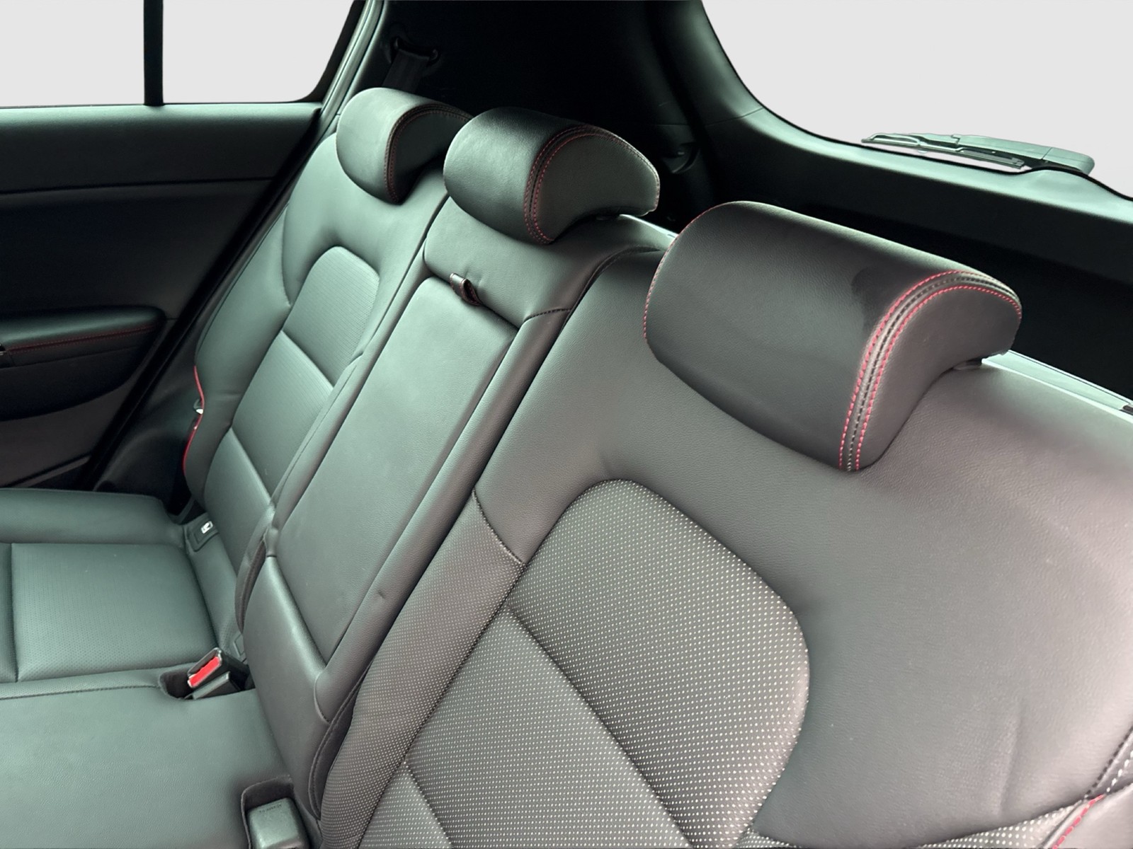 Kia Sportage 2.0 GT-LINE 4X4 LEDER PANO AHK 360°CAM