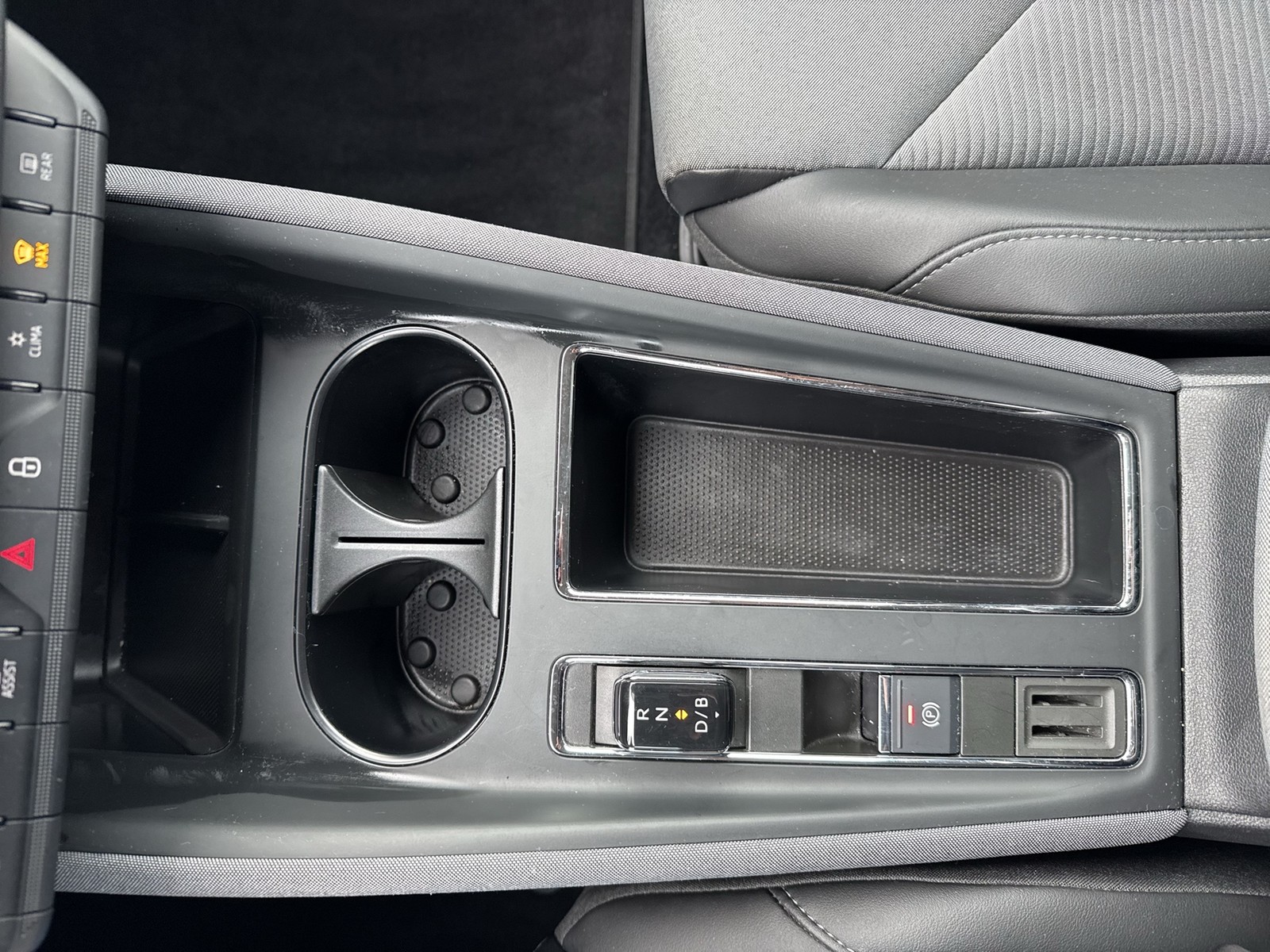 Skoda Enyaq 50 LOFT CAM LM19 NAVI LED KEYLESS-GO KLIMA