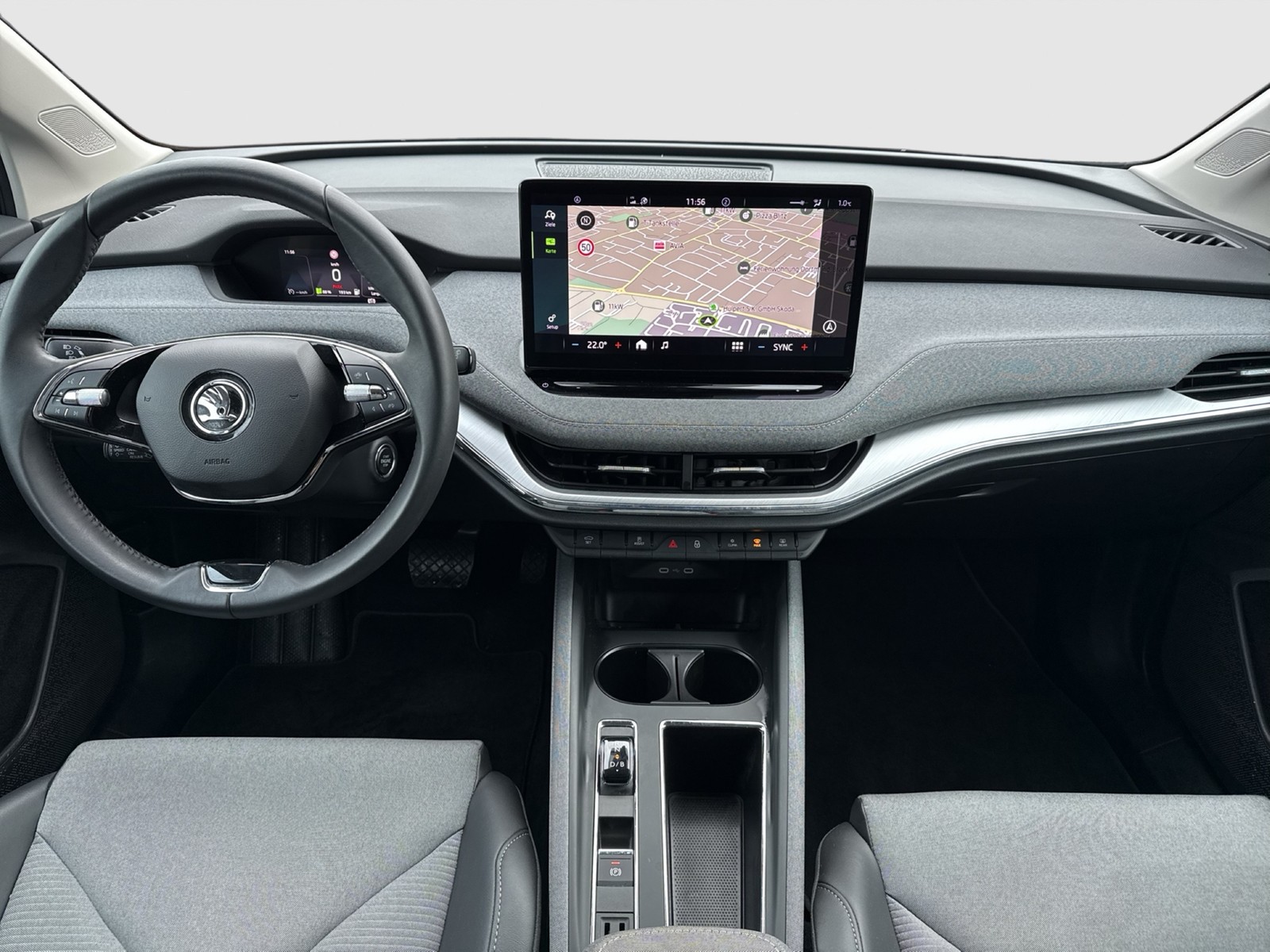 Skoda Enyaq 50 LOFT CAM LM19 NAVI LED KEYLESS-GO KLIMA