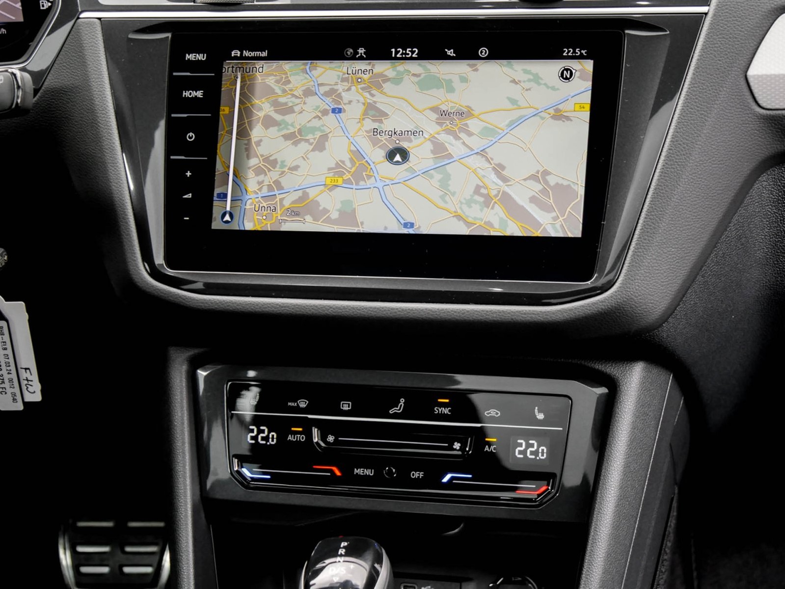 Volkswagen Tiguan 1.5 MOVE PANO 360CAM ACC LM18 NAVI SITZHZ