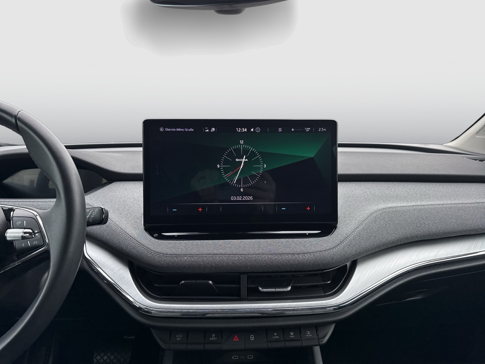 Skoda Enyaq 50 LOFT CAM LM19 NAVI LED KEYLESS-GO KLIMA