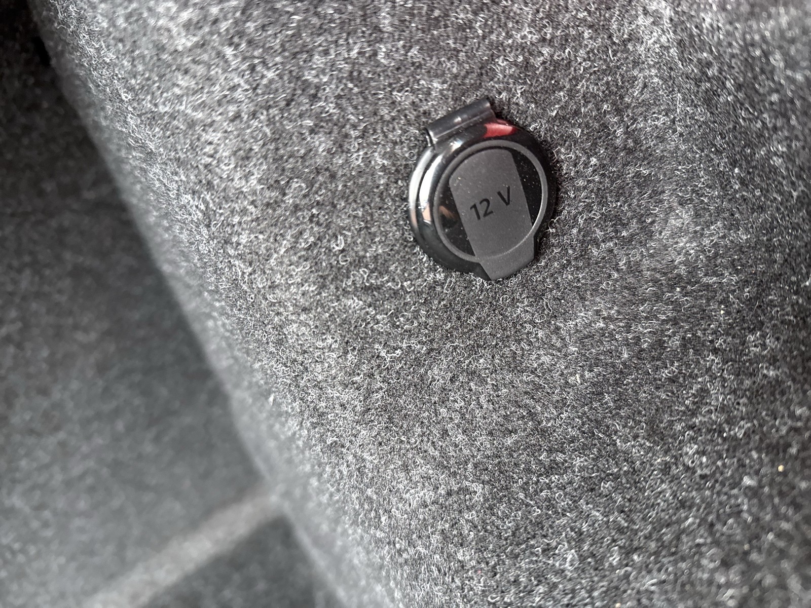 Skoda Enyaq 50 LOFT CAM LM19 NAVI LED KEYLESS-GO KLIMA