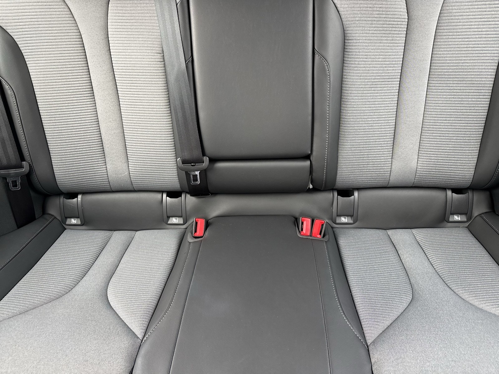 Skoda Enyaq 50 LOFT CAM LM19 NAVI LED KEYLESS-GO KLIMA