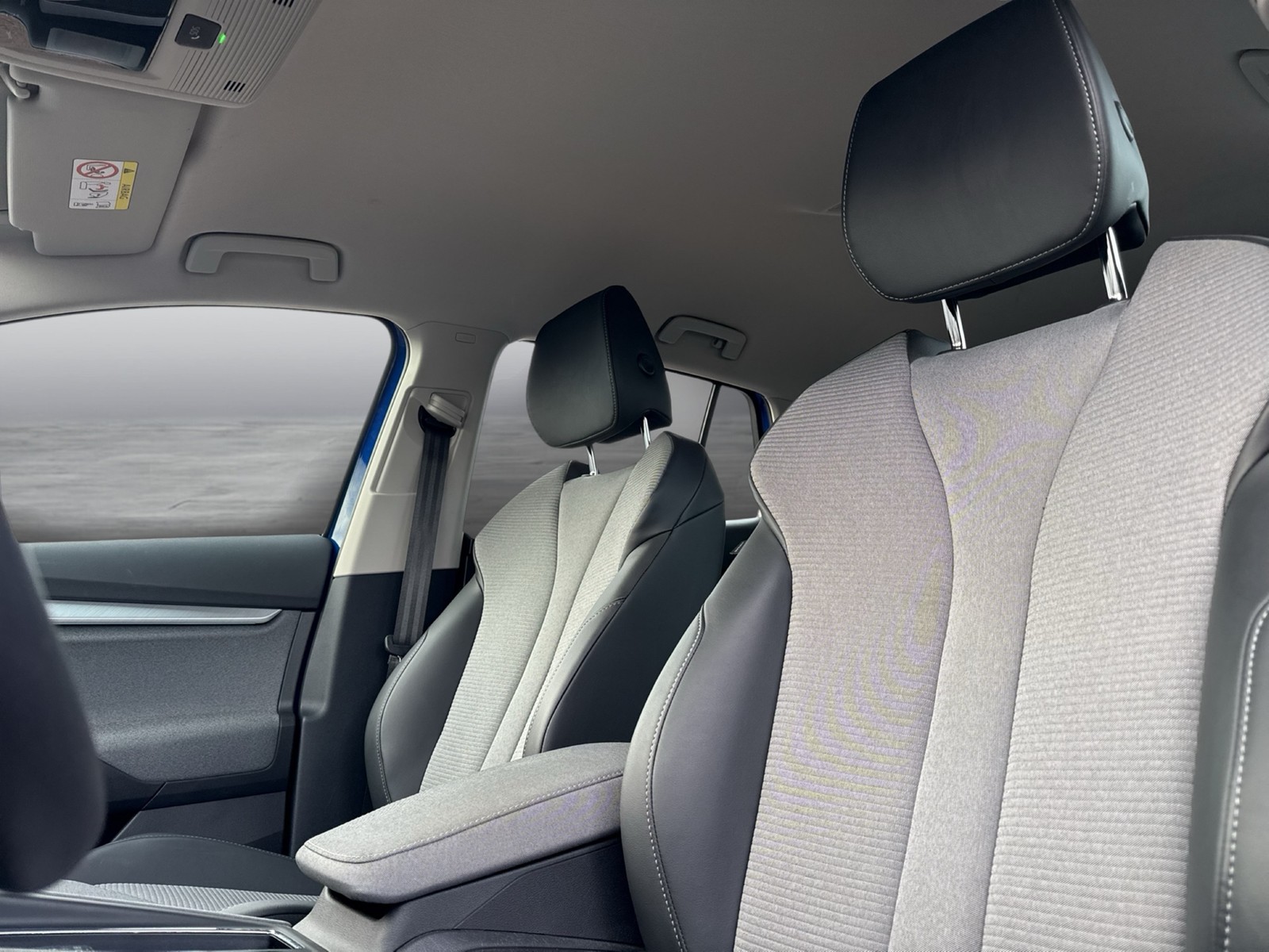 Skoda Enyaq 50 LOFT CAM LM19 NAVI LED KEYLESS-GO KLIMA